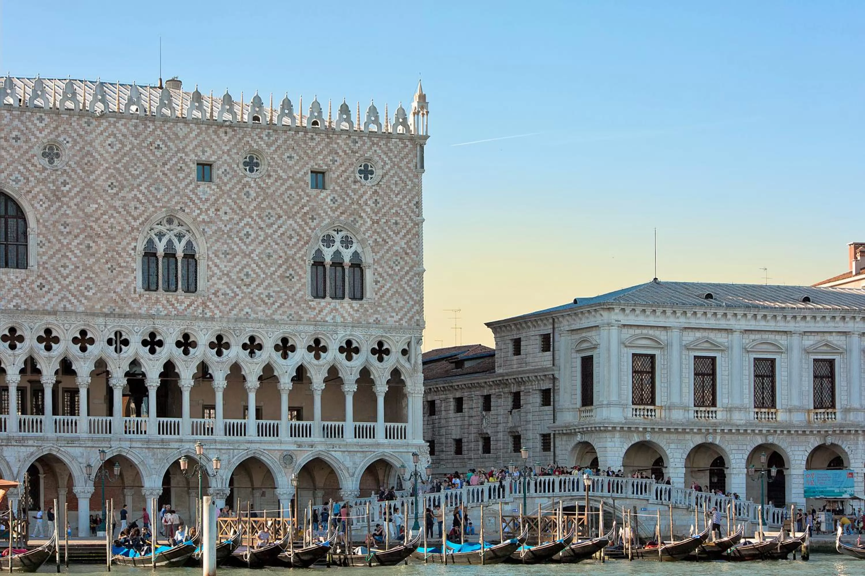 Nearby landmark, Property Building in Aquamare, boutique b&b