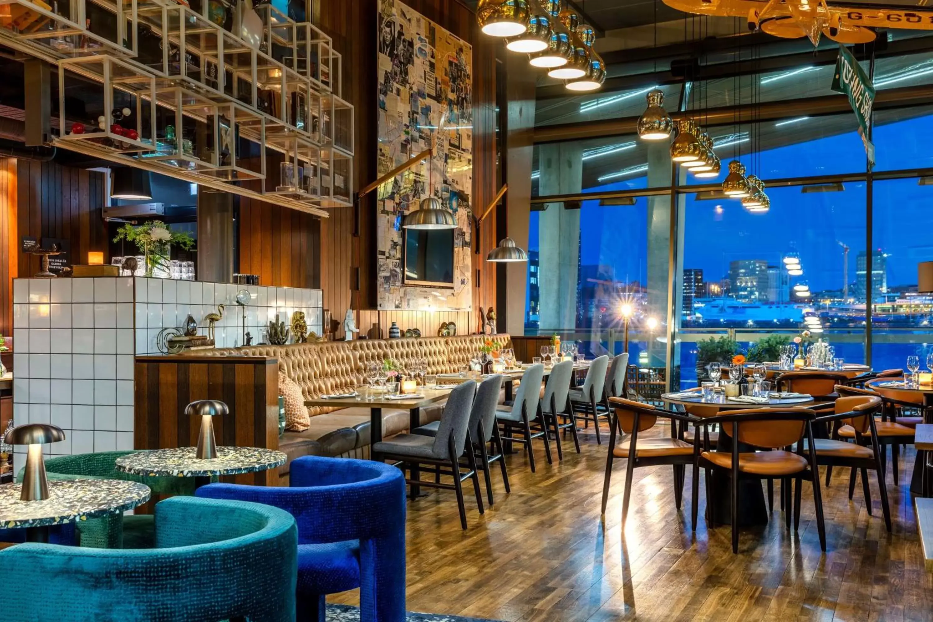 Restaurant/Places to Eat in Radisson Blu Riverside Hotel