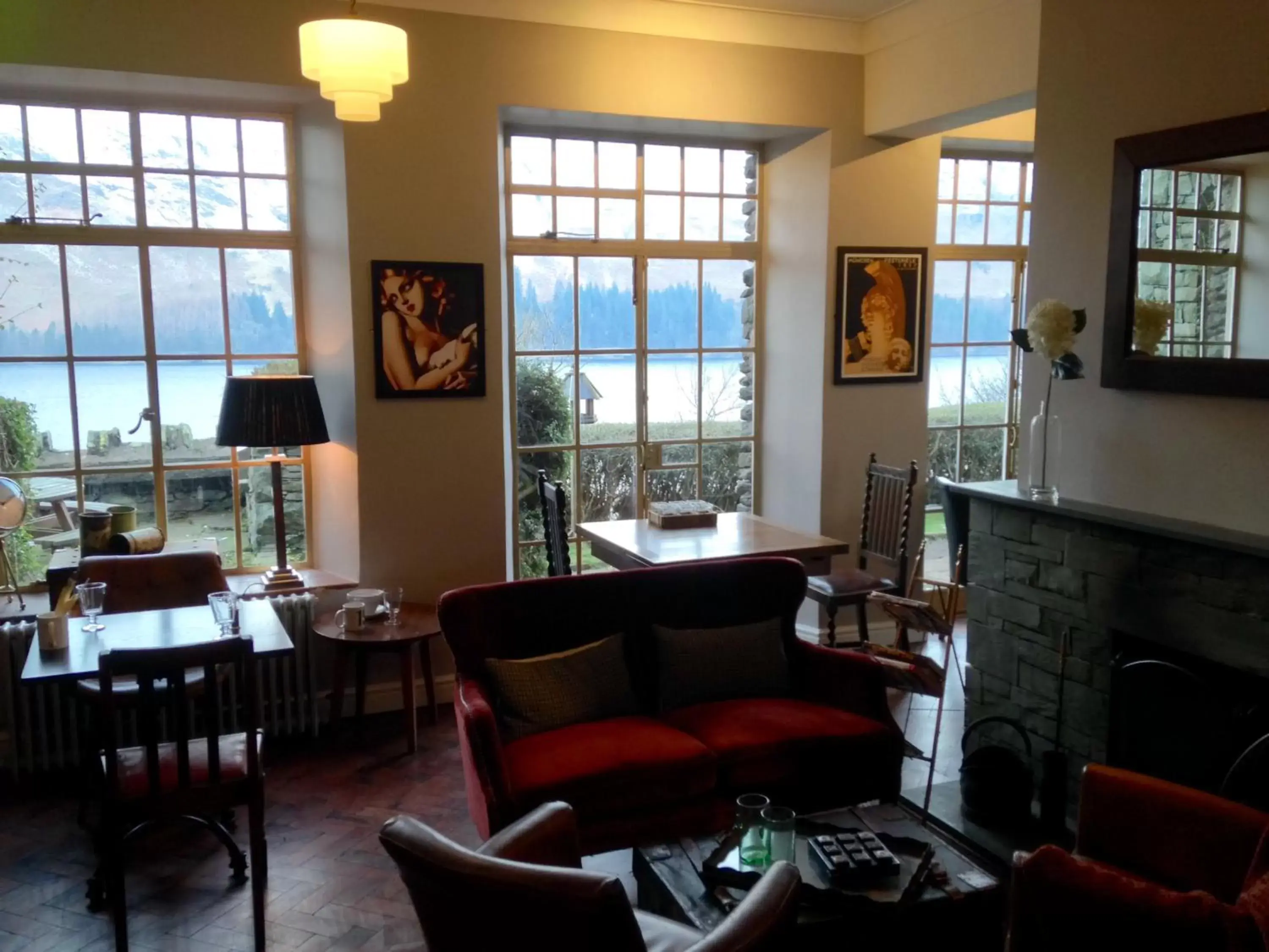 Lounge or bar, Restaurant/Places to Eat in Haweswater Hotel