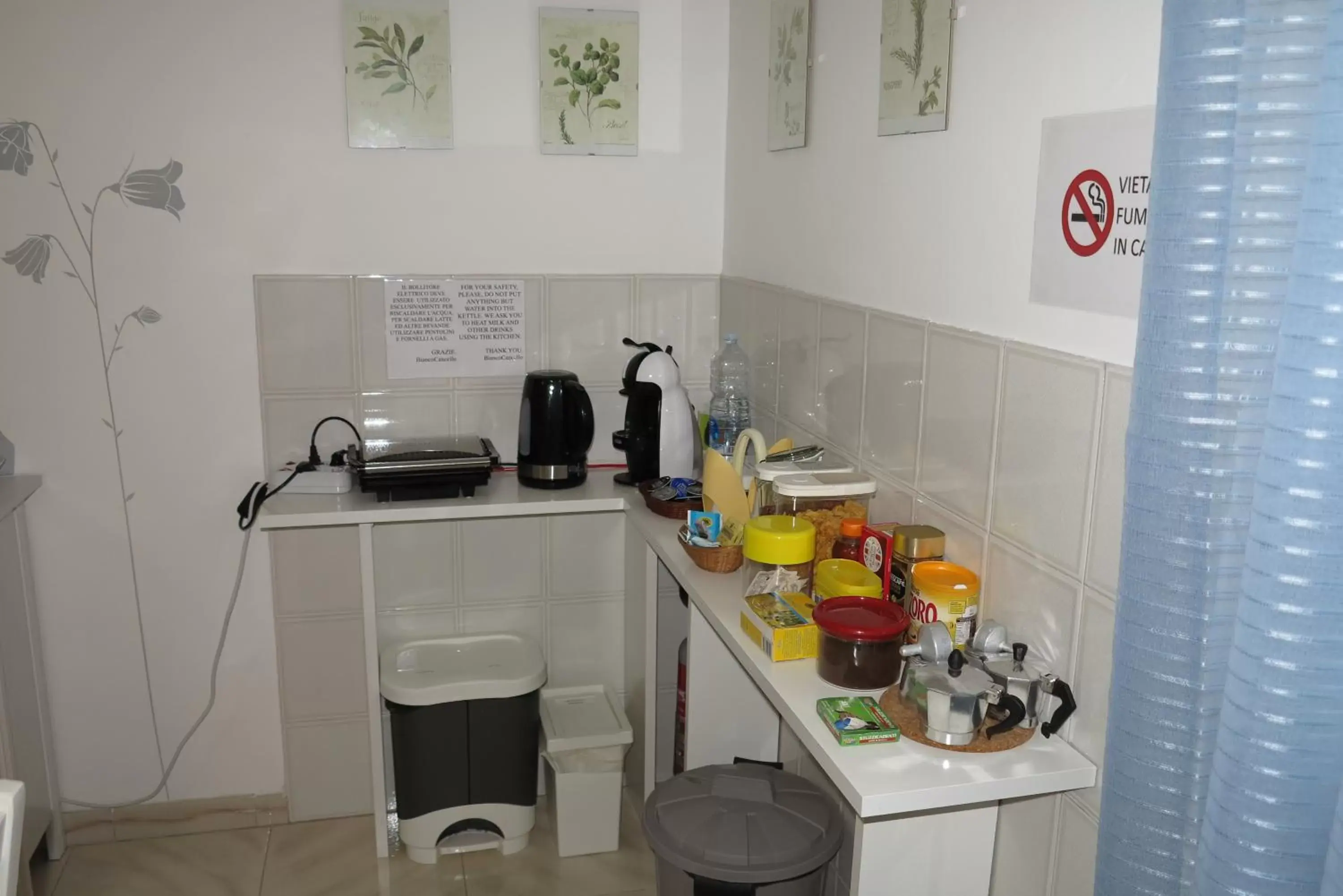 Coffee/tea facilities, Kitchen/Kitchenette in BiancoCancello