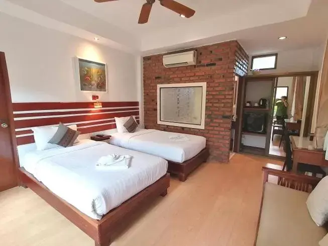 Bedroom, Bed in Green View Village Resort - SHA Plus