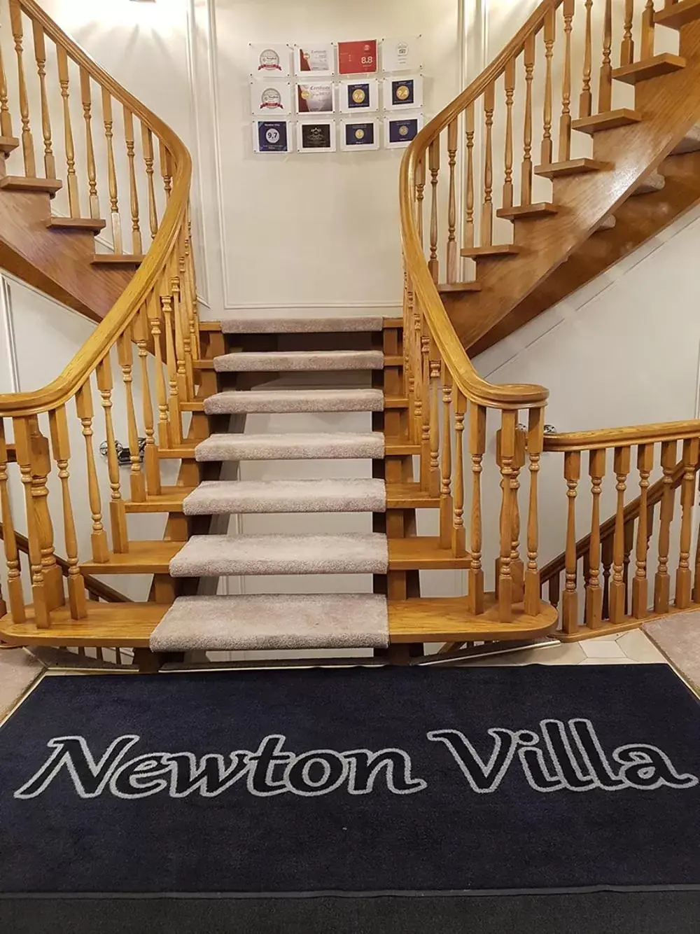 Lobby or reception in Newton Villa