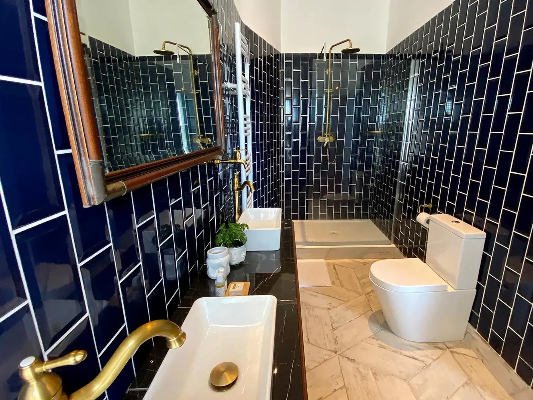 Bathroom in 15 Grosvenor
