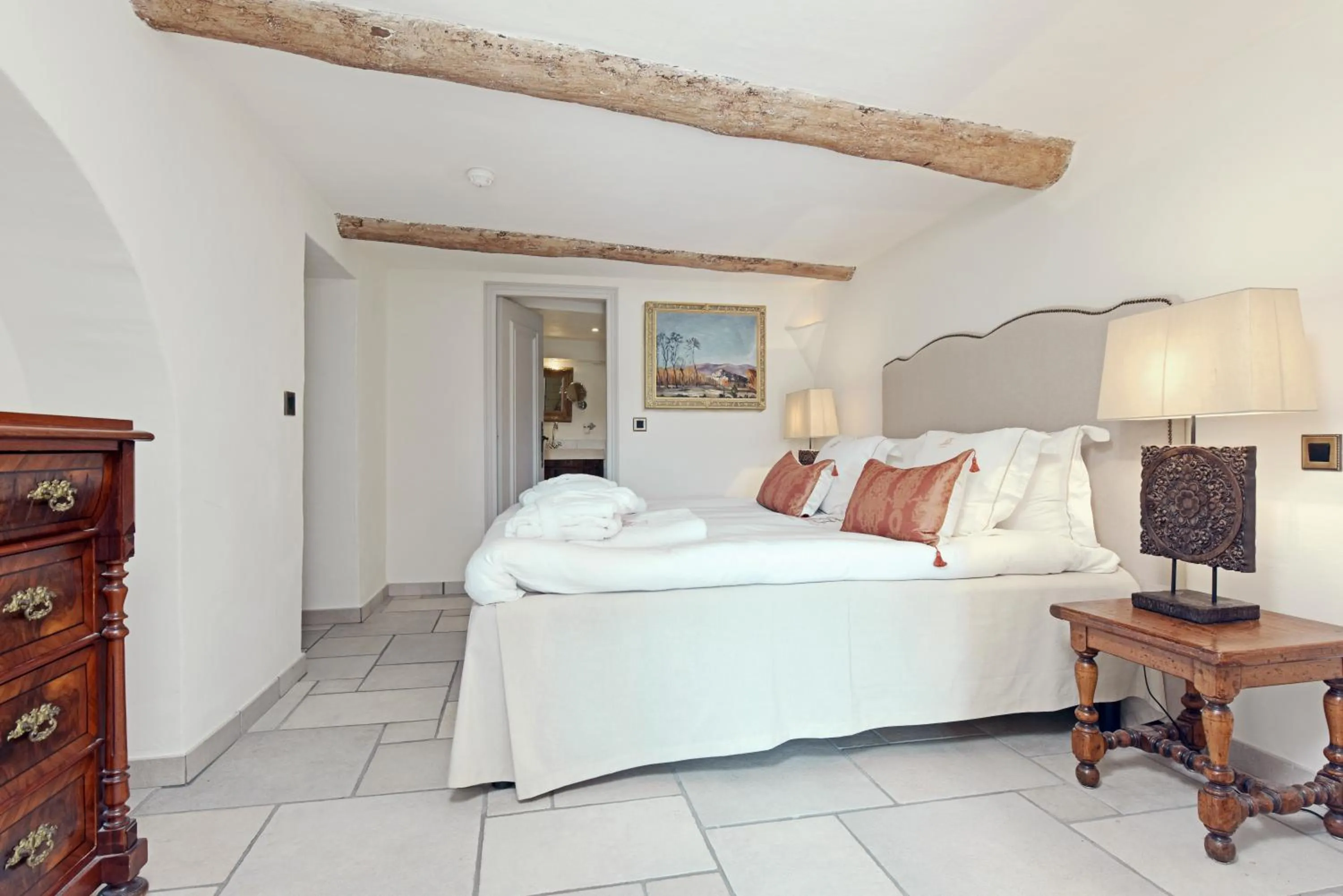 Photo of the whole room, Bed in Château Le Cagnard