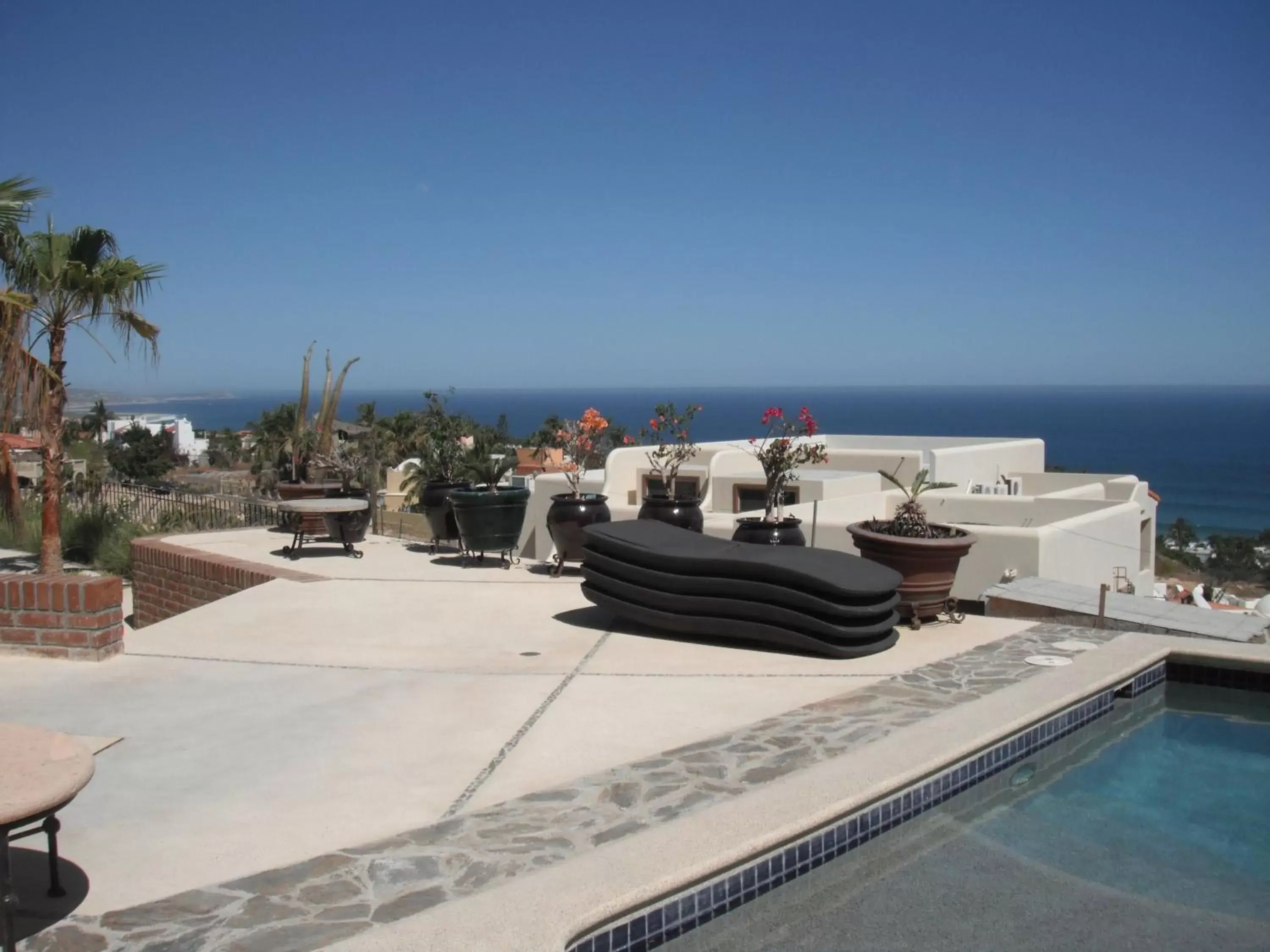 Swimming pool in MariaMar Suites