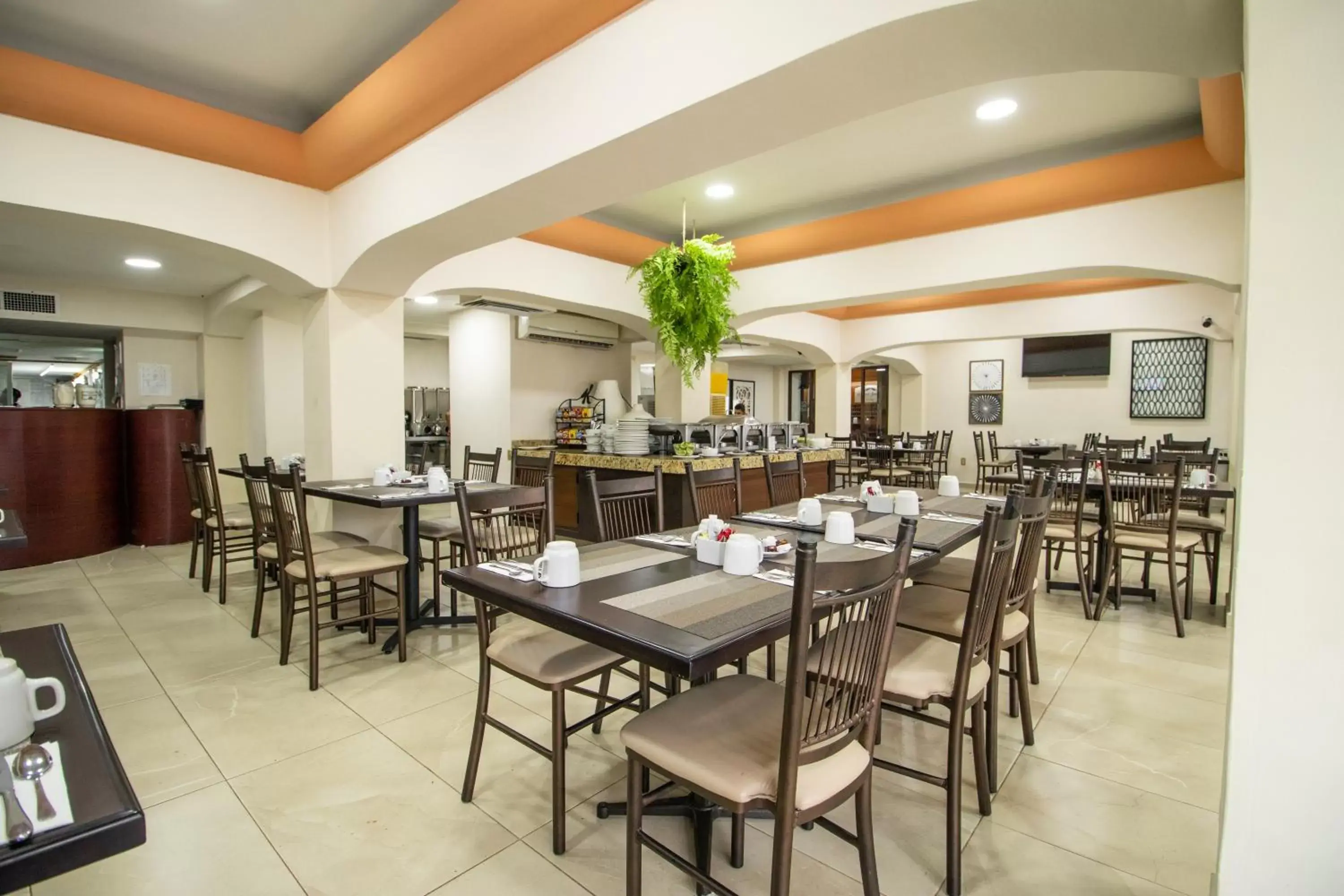 Restaurant/Places to Eat in Howard Johnson by Wyndham Veracruz