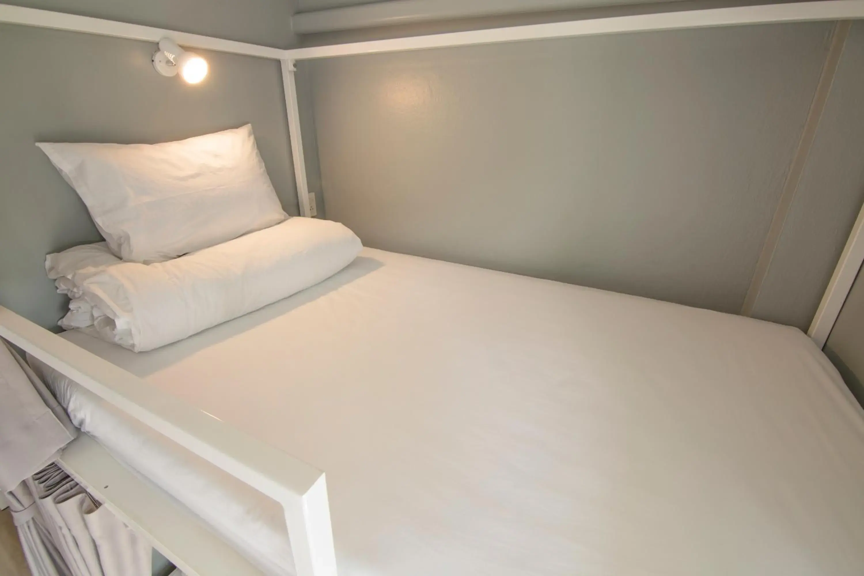 Bed in Ekanake Hostel