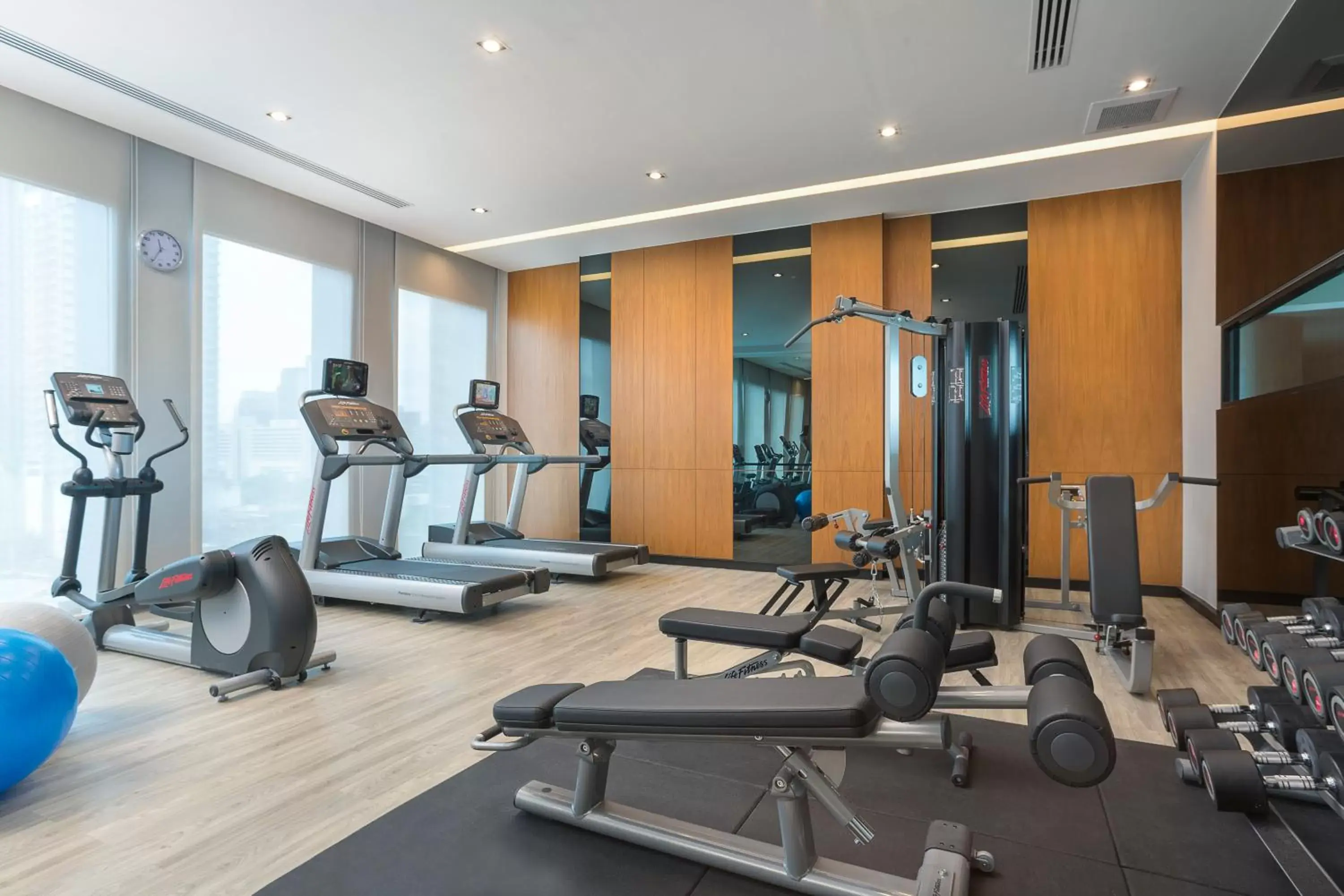 Fitness centre/facilities, Fitness Center/Facilities in Mercure Bangkok Makkasan