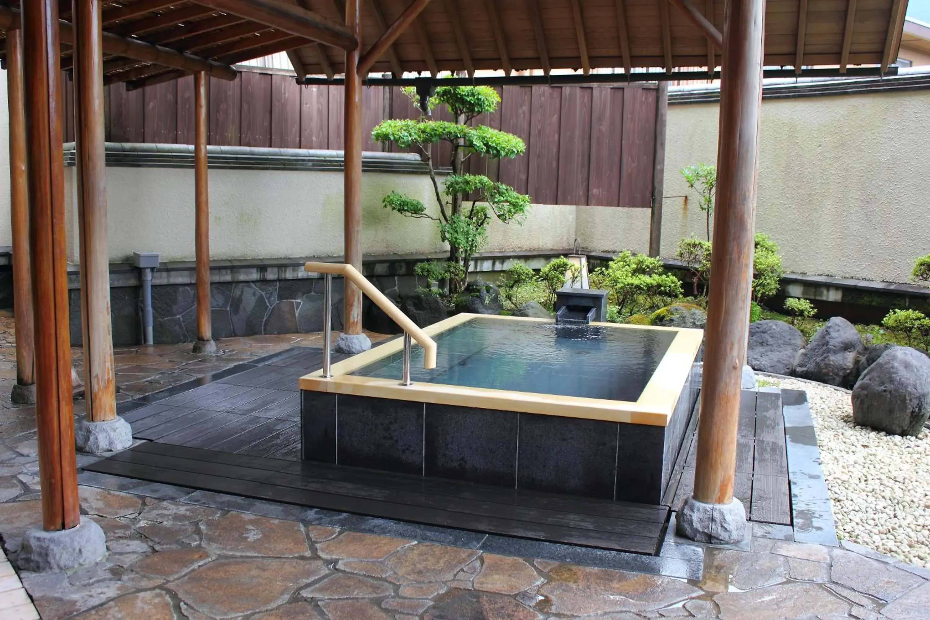 Hot Spring Bath in Ryokan Aura Tachibana