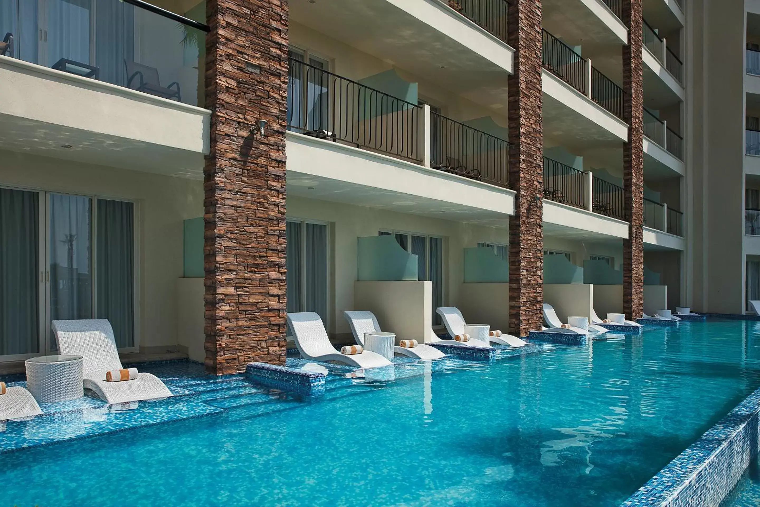 Garden view in Krystal Grand Los Cabos - All Inclusive Garden view in Krystal Grand Los Cabos - All Inclusive