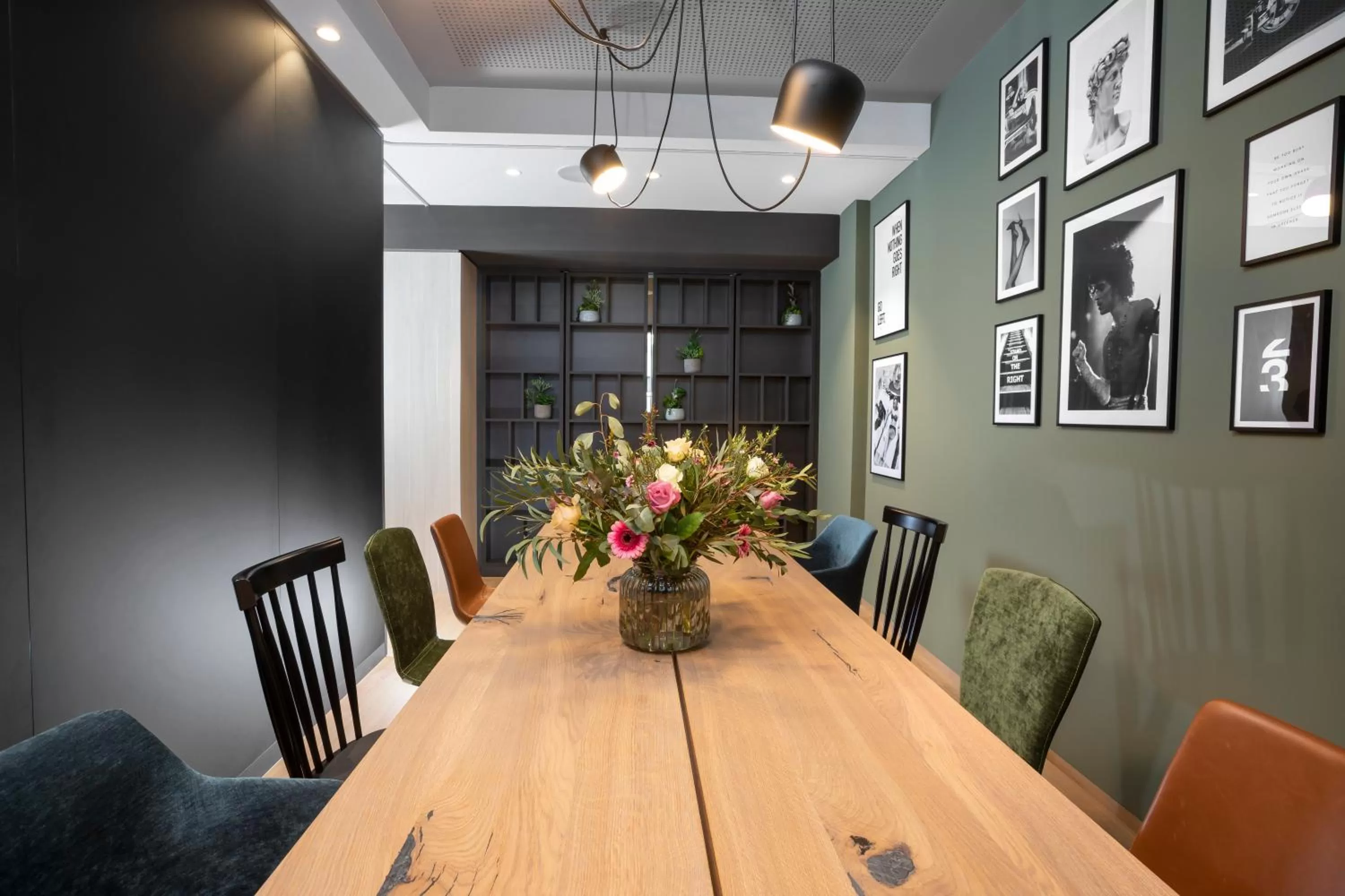 Meeting/conference room in zeitwohnhaus SUITE-HOTEL & SERVICED APARTMENTS