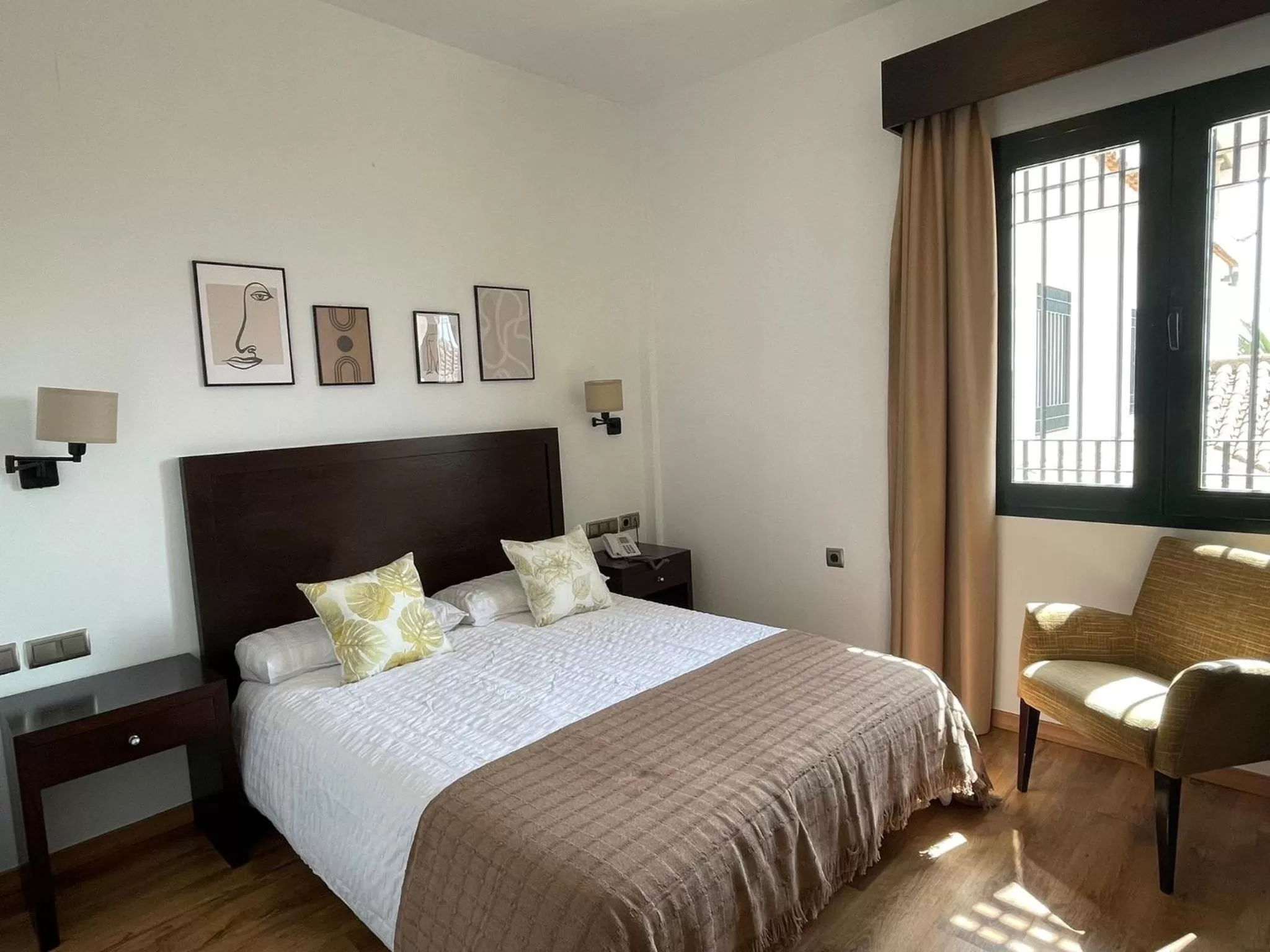 Photo of the whole room, Bed in Hacienda Atalaya