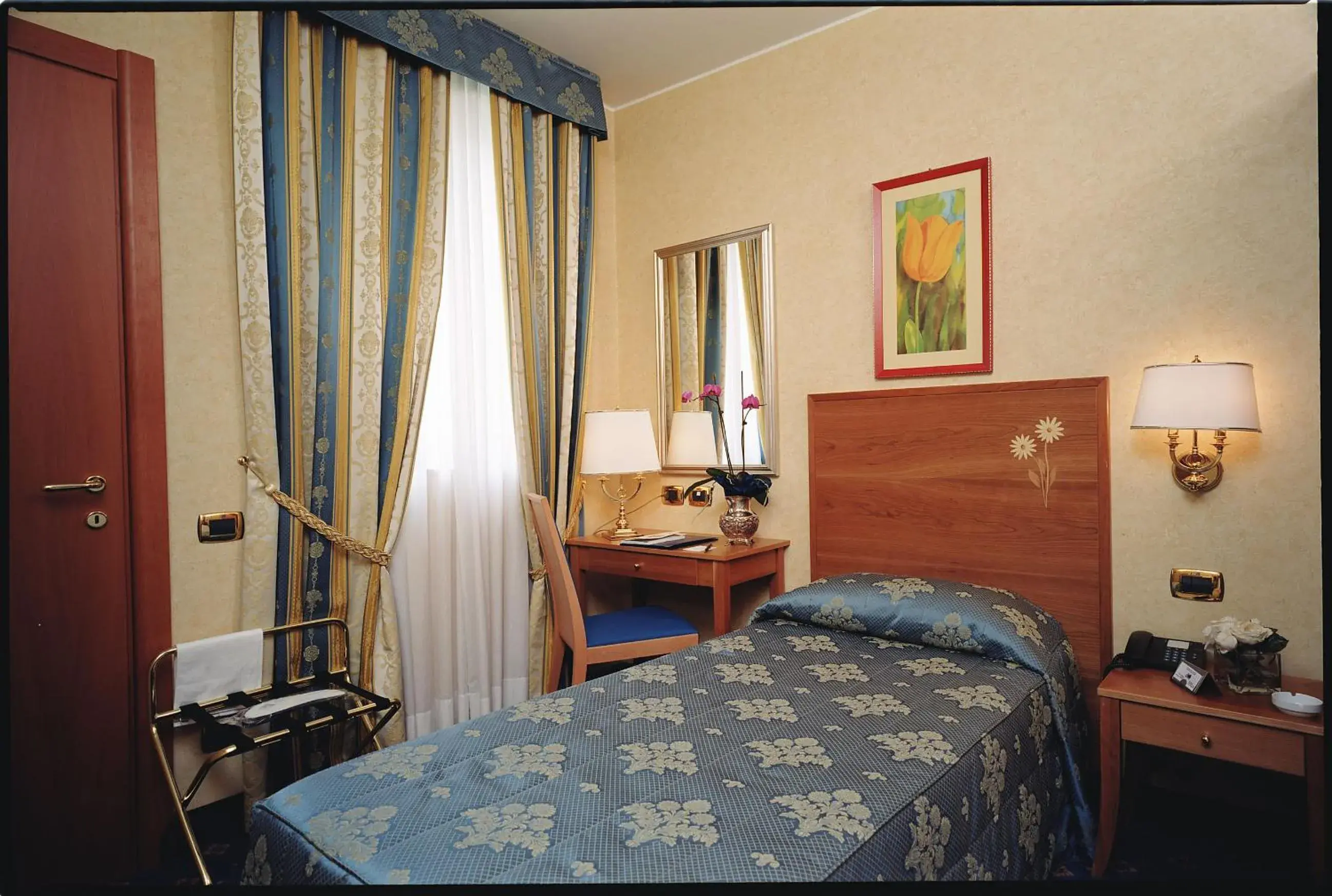 Bedroom, Bed in Hotel Dieci