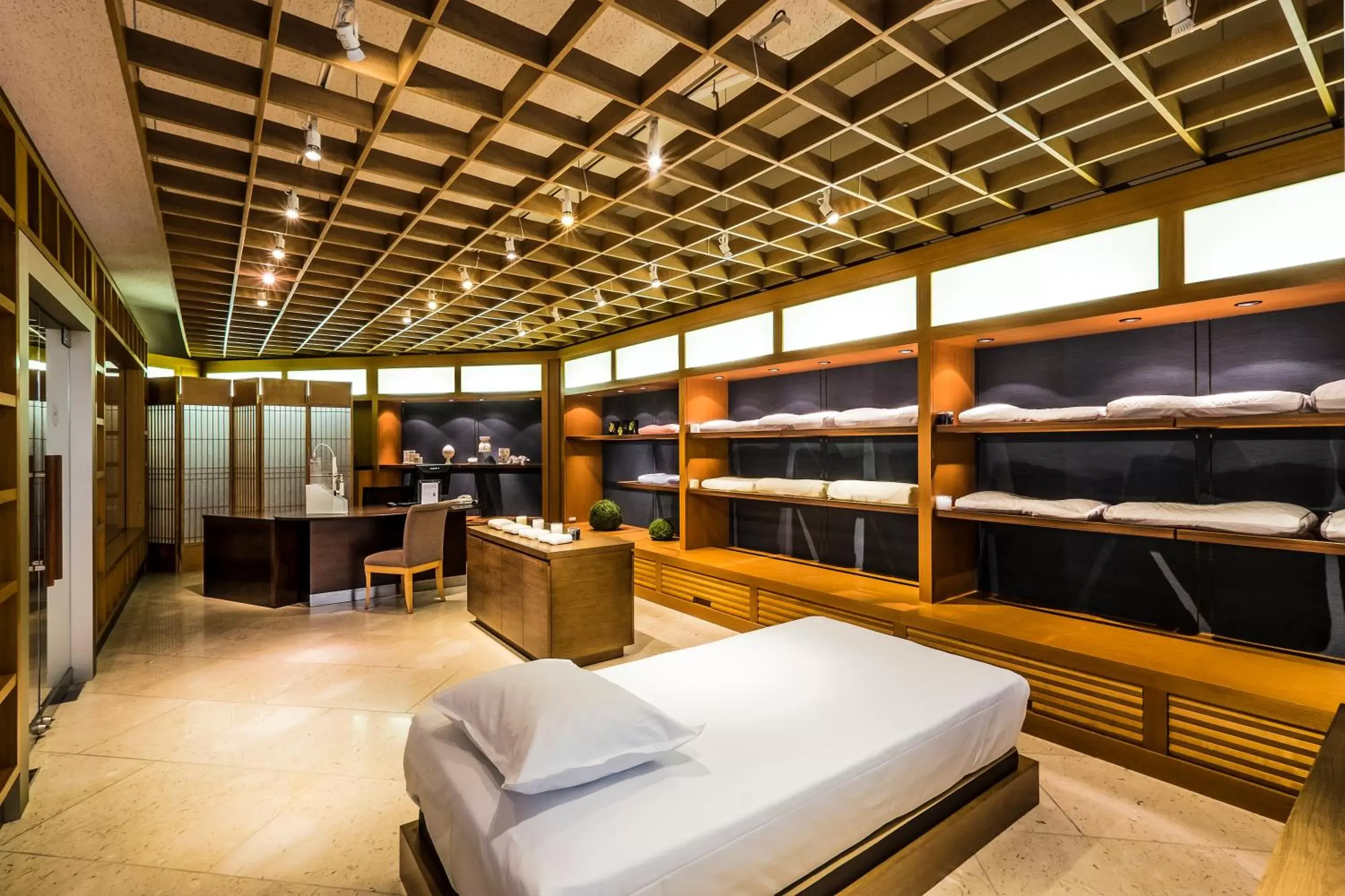 Area and facilities, Bed in Phoenix Seagaia Ocean Tower Area and facilities, Bed in Phoenix Seagaia Ocean Tower