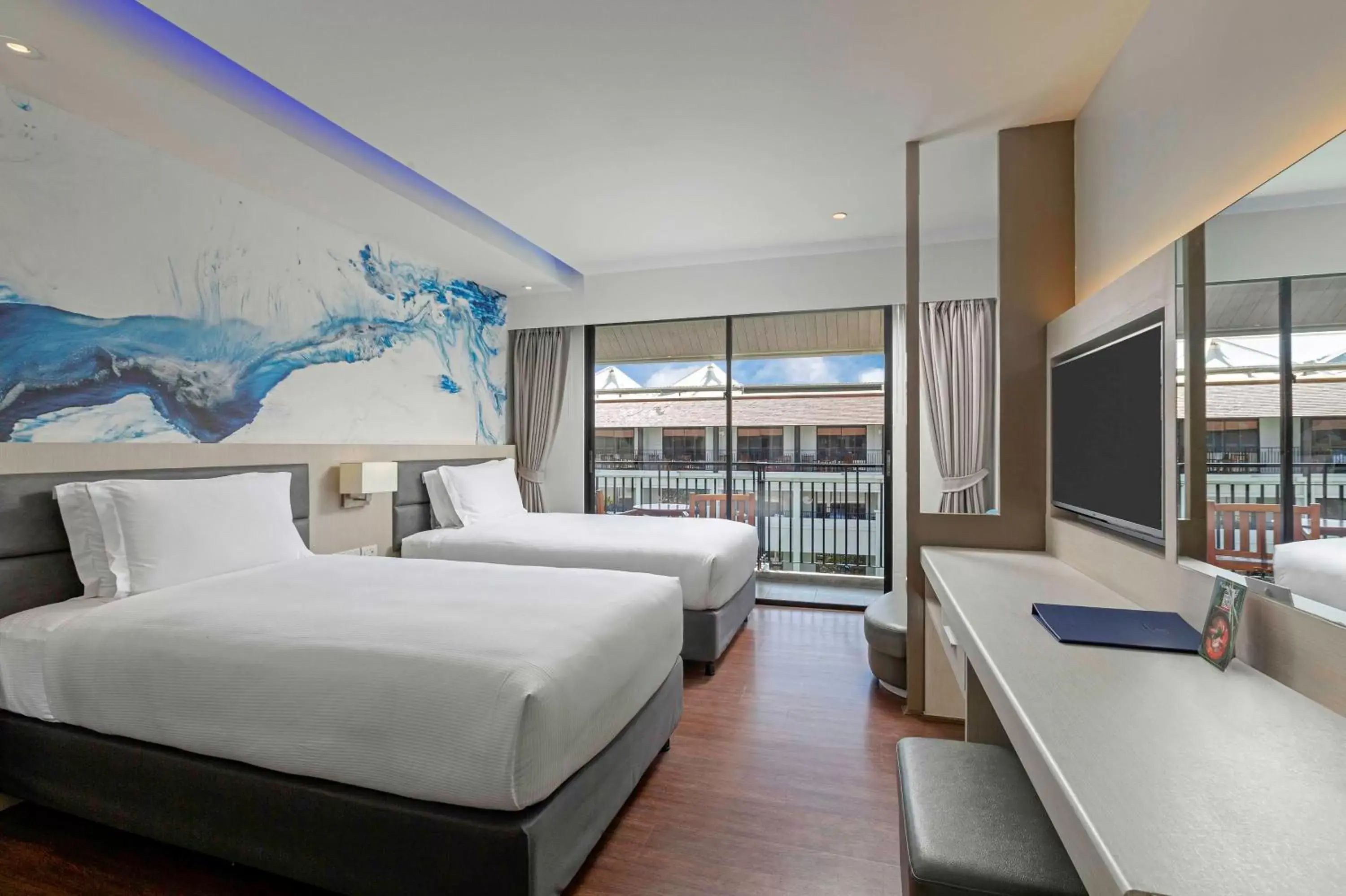 Bed in DoubleTree by Hilton Phuket Banthai Resort