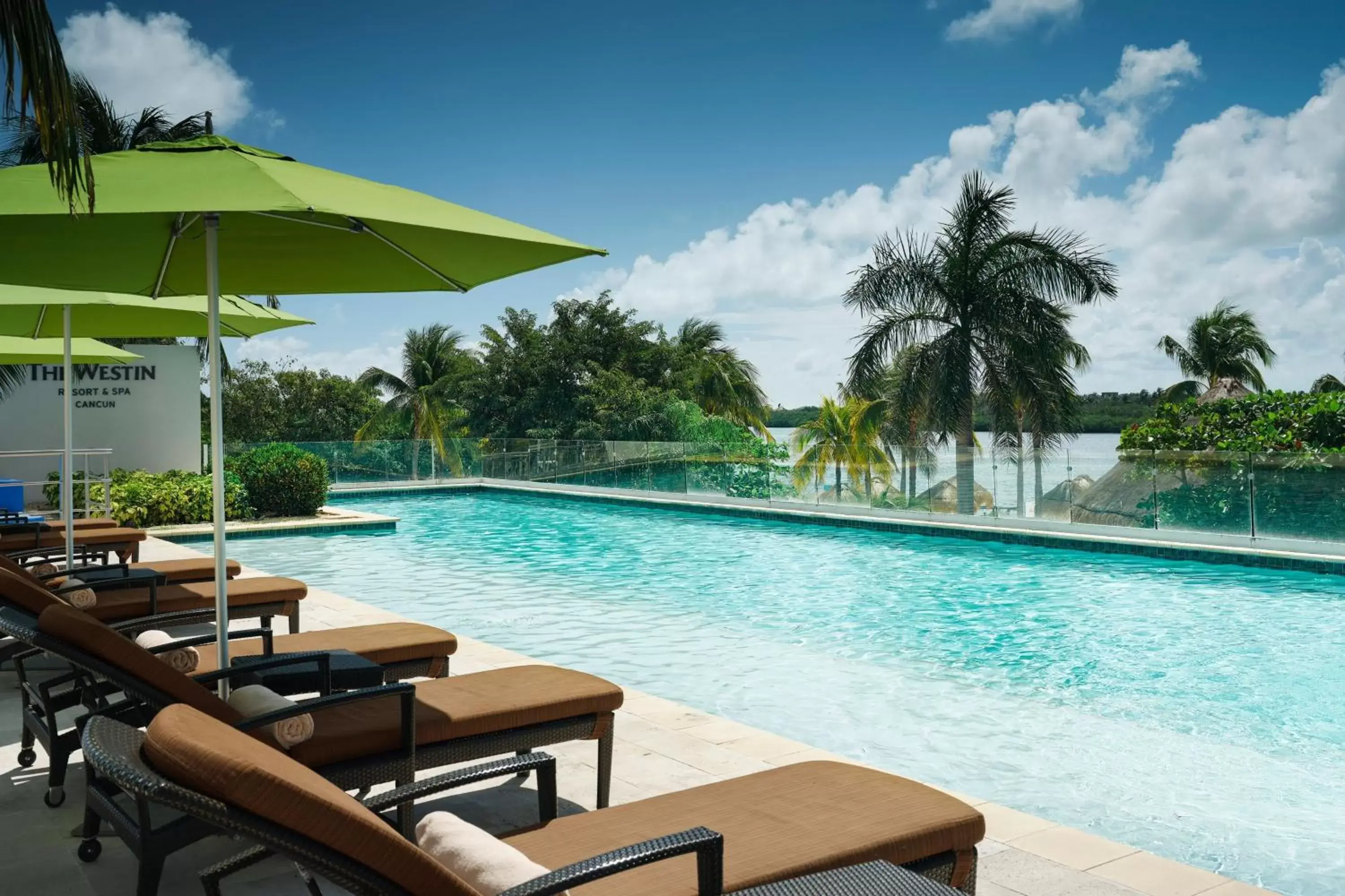 Swimming Pool in The Westin Resort & Spa Cancun