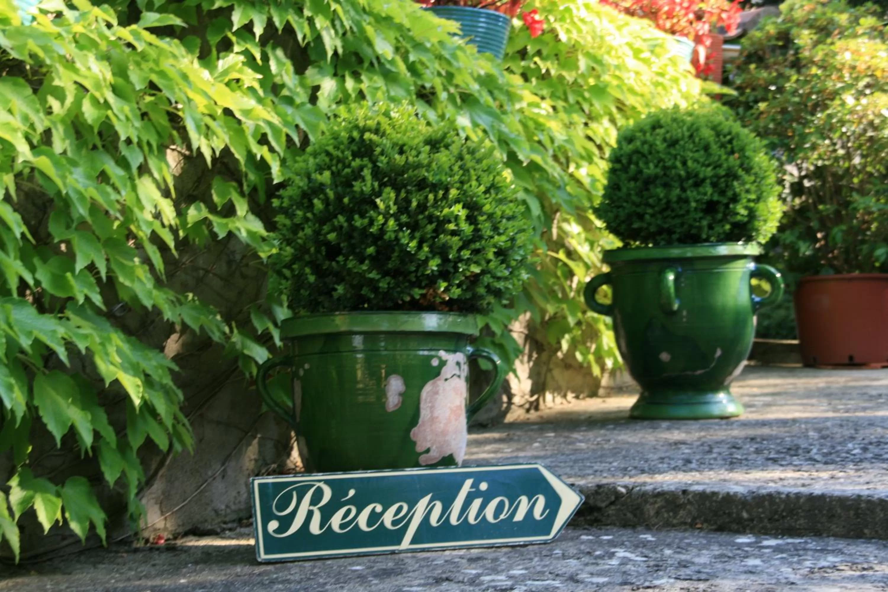 Decorative detail in La Maison sur la Colline