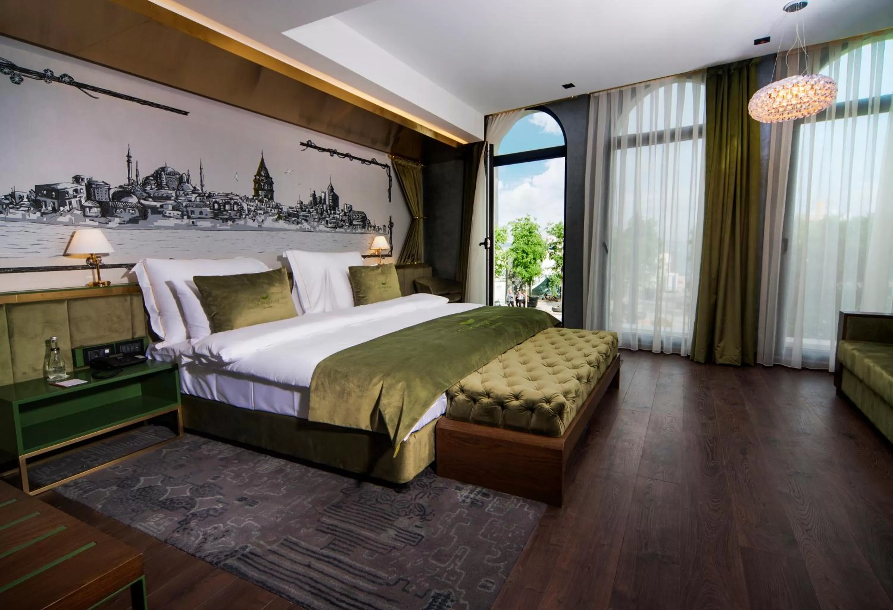 Property building, Bed in The Wings Hotel Istanbul