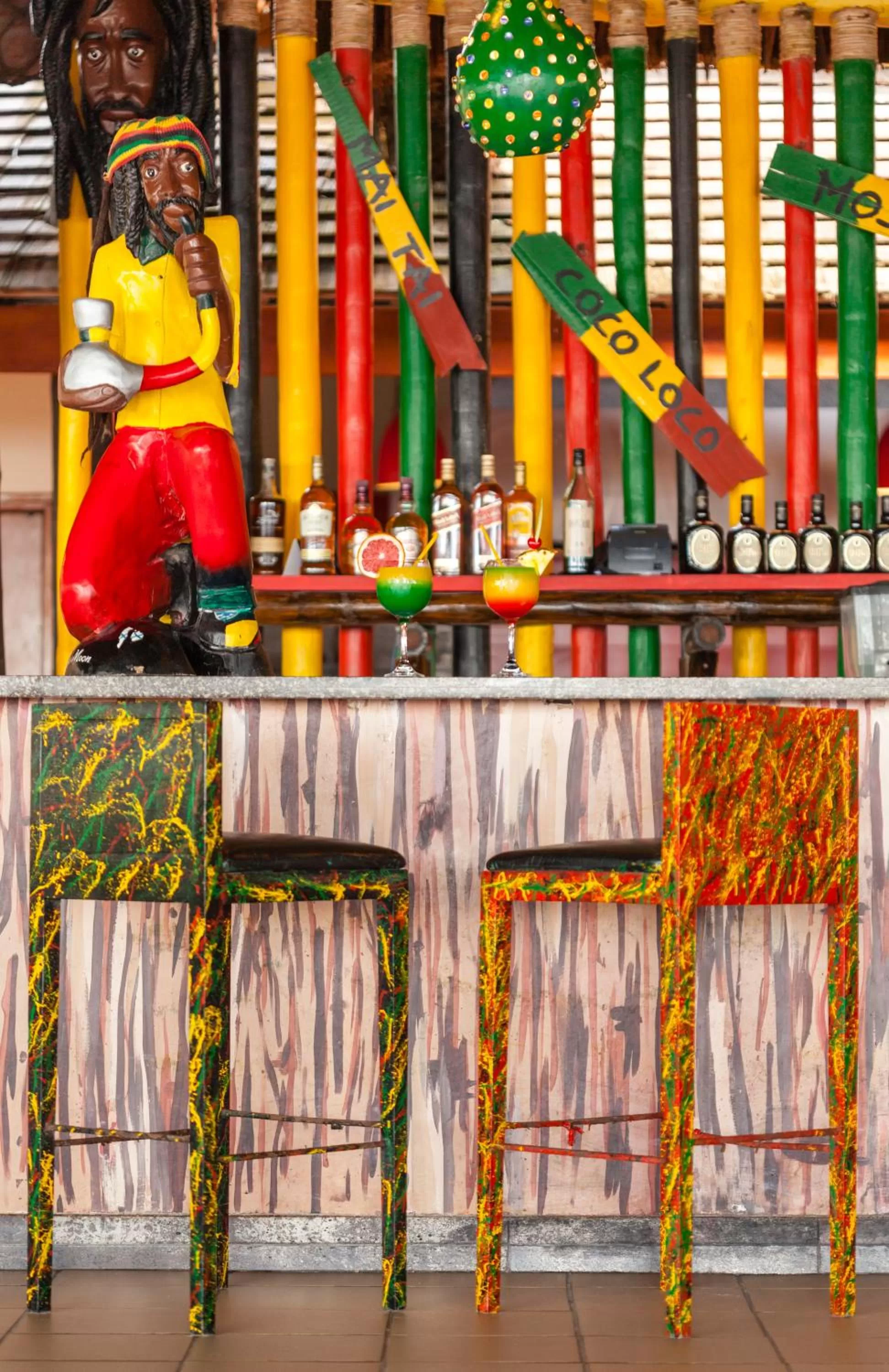 Alcoholic drinks in Decameron Isleño - All Inclusive