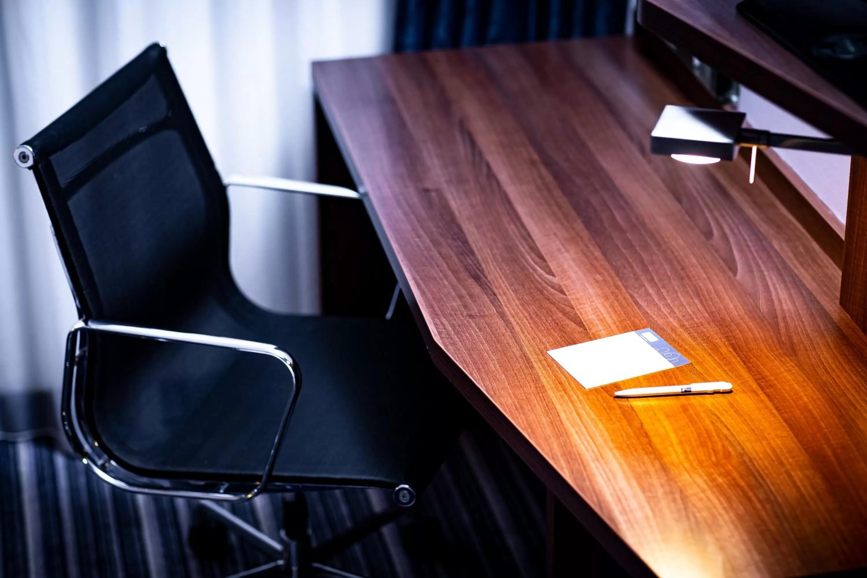 Photo of the whole room in Holiday Inn Express The Hague - Parliament by IHG