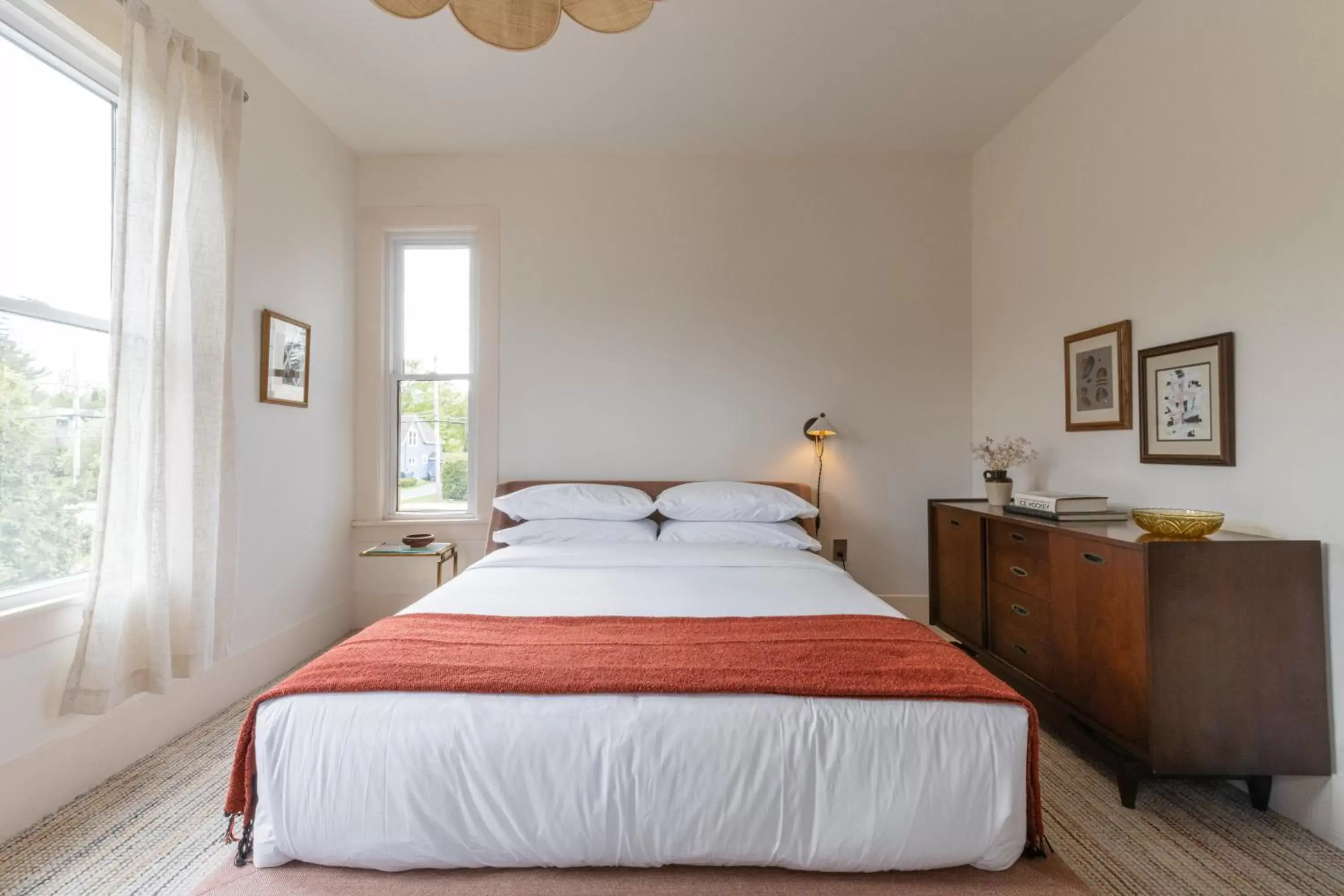 Bedroom, Bed in Eastwind Hotel Lake Placid