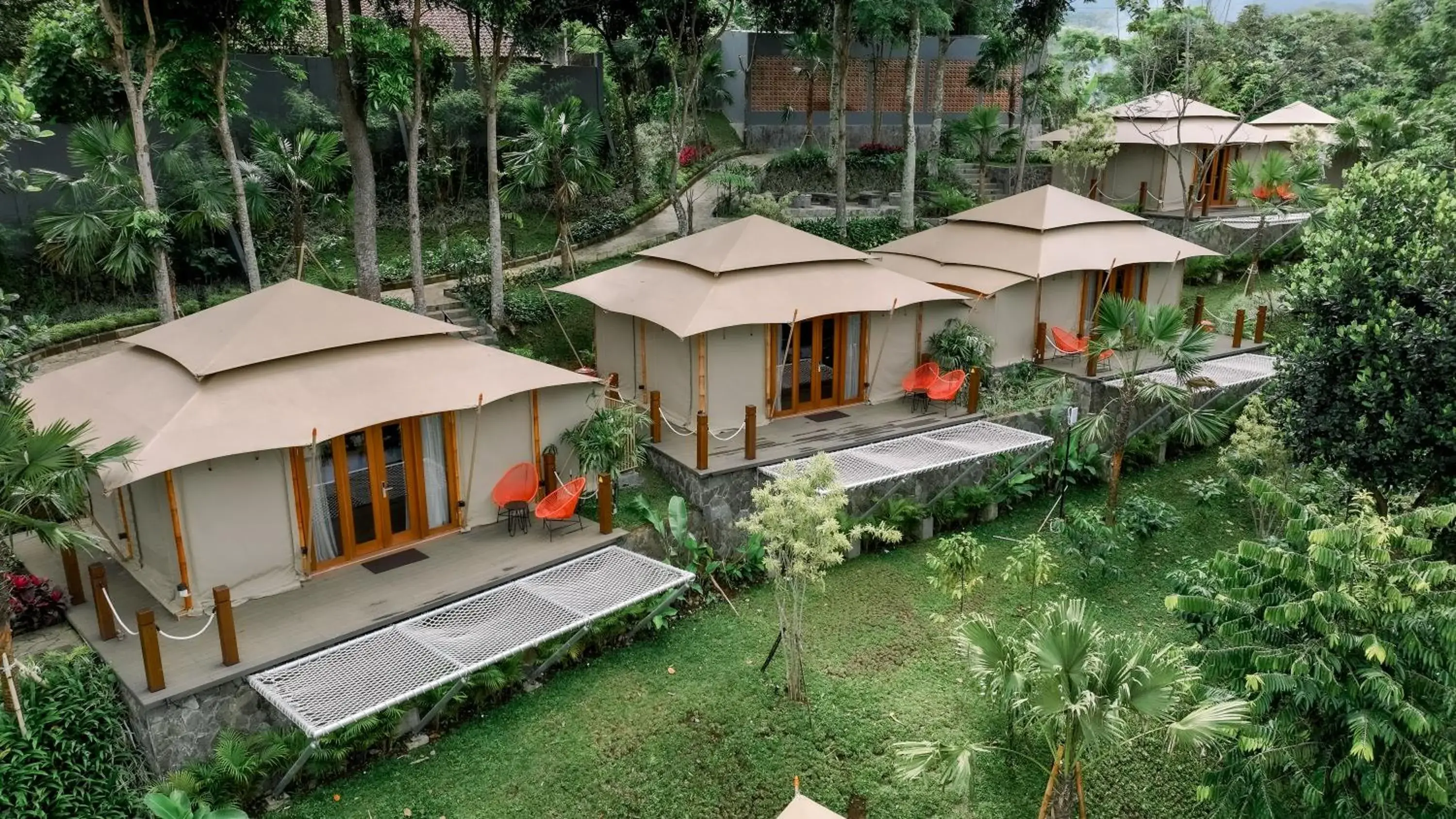 Property building in JSI Resort Property building in JSI Resort