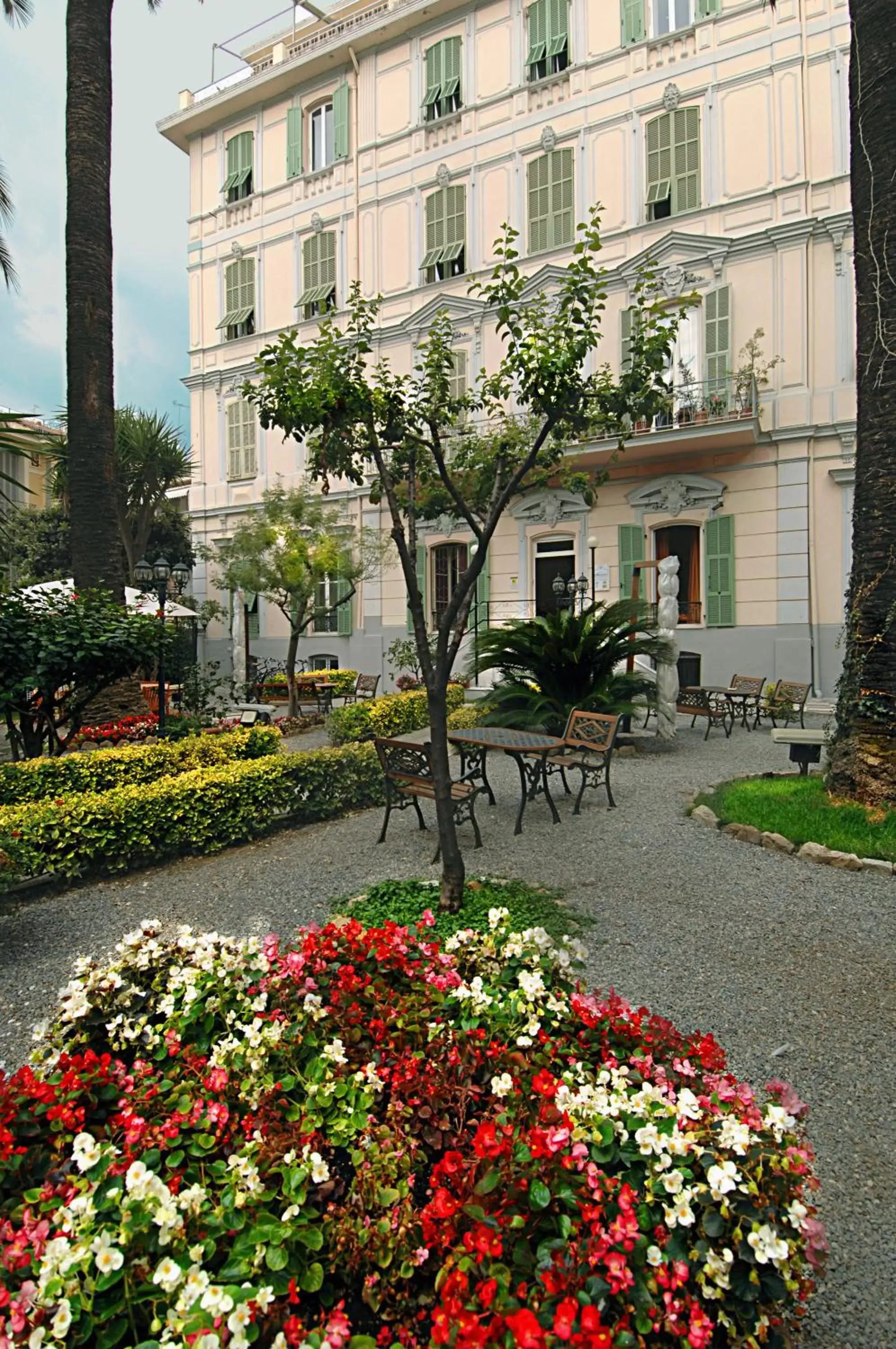 Garden, Property Building in Hotel Alexander & Spa