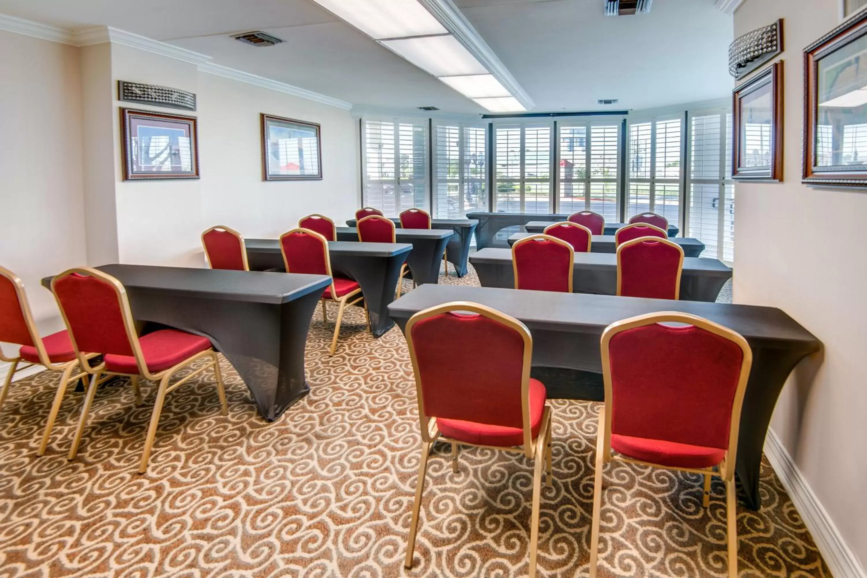 Banquet/Function facilities in Ramada by Wyndham Metairie New Orleans Airport