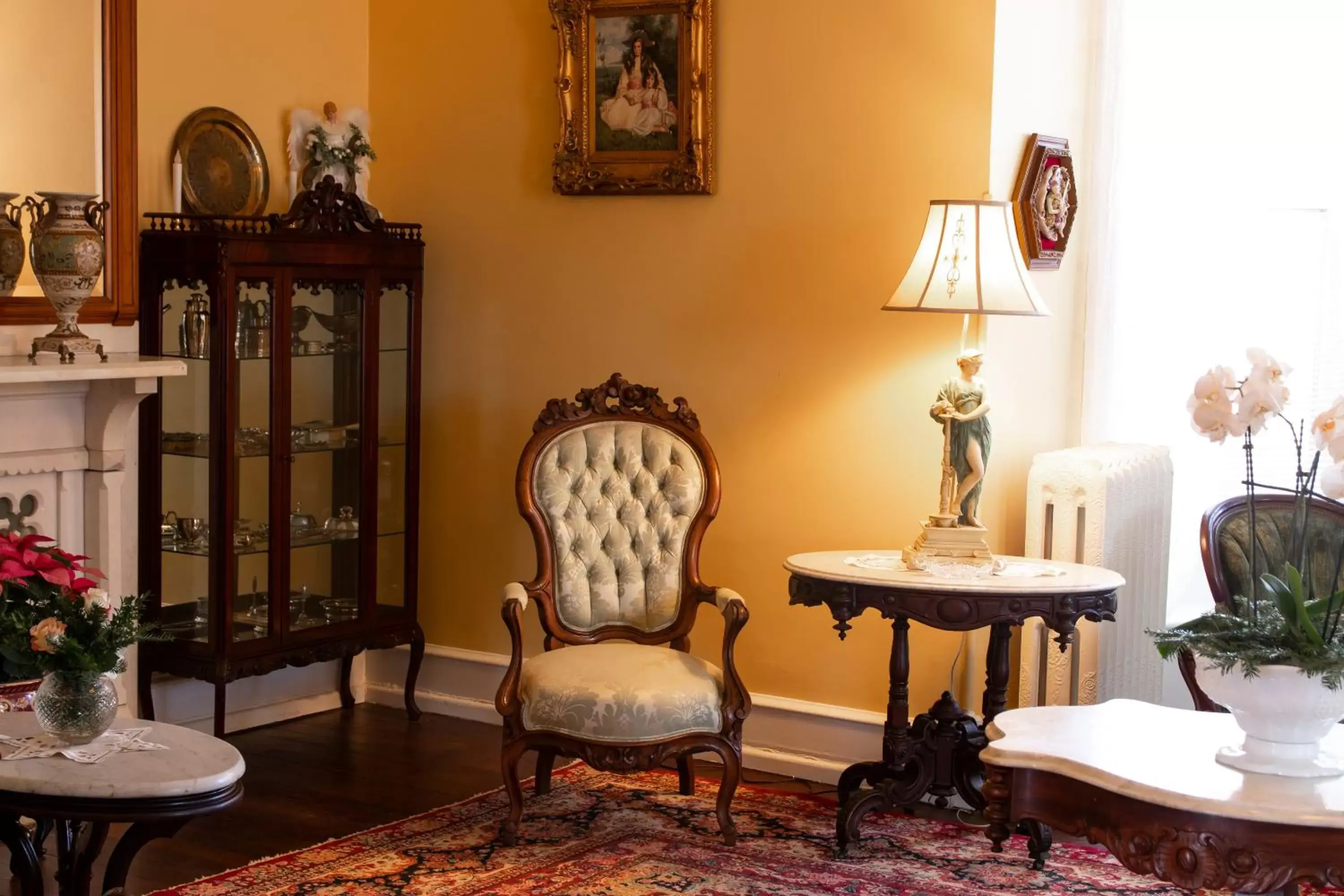 Living room, Seating Area in Gifford-Risley House Bed and Breakfast