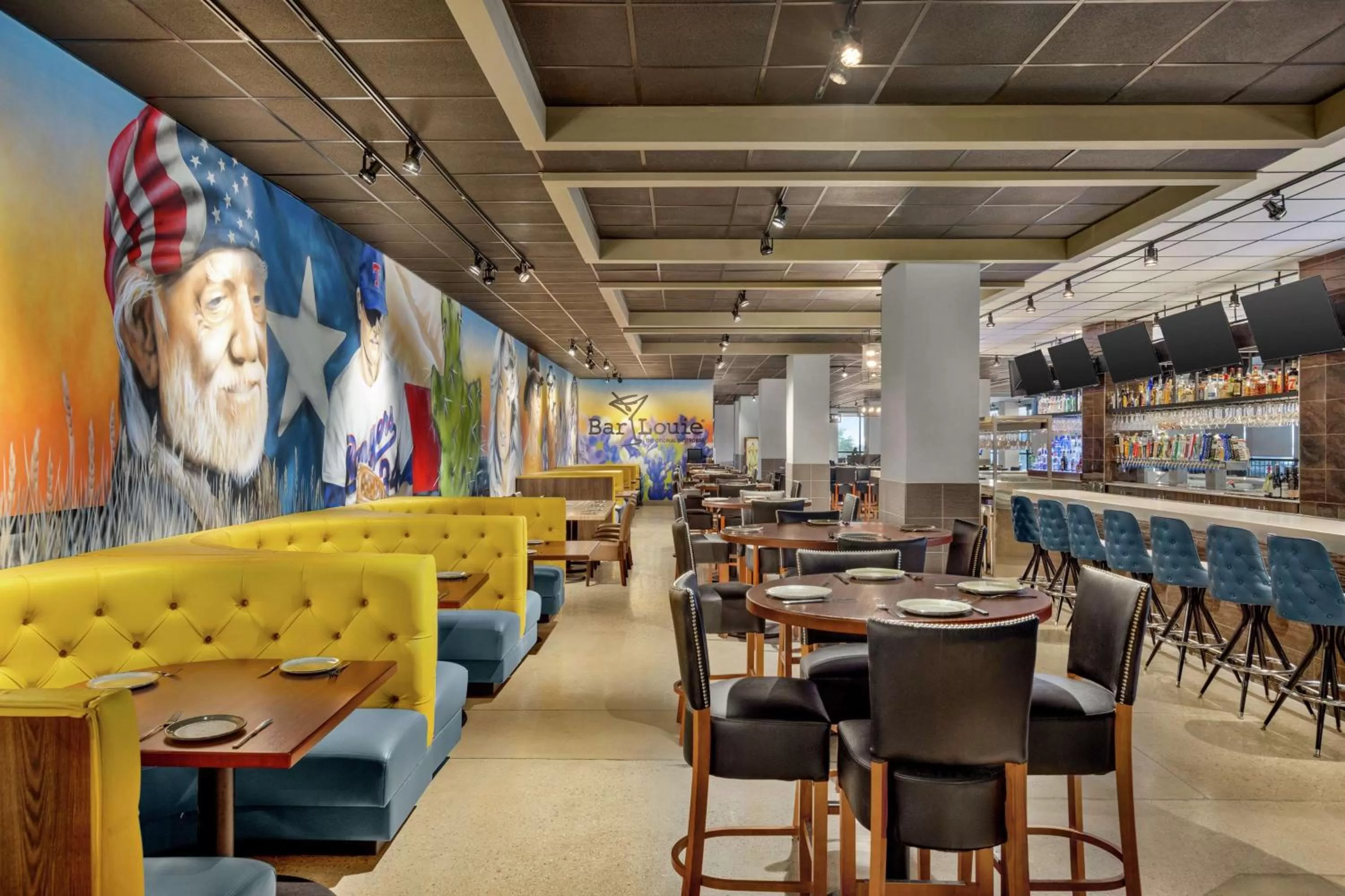 Lounge or bar in Embassy Suites by Hilton Round Rock