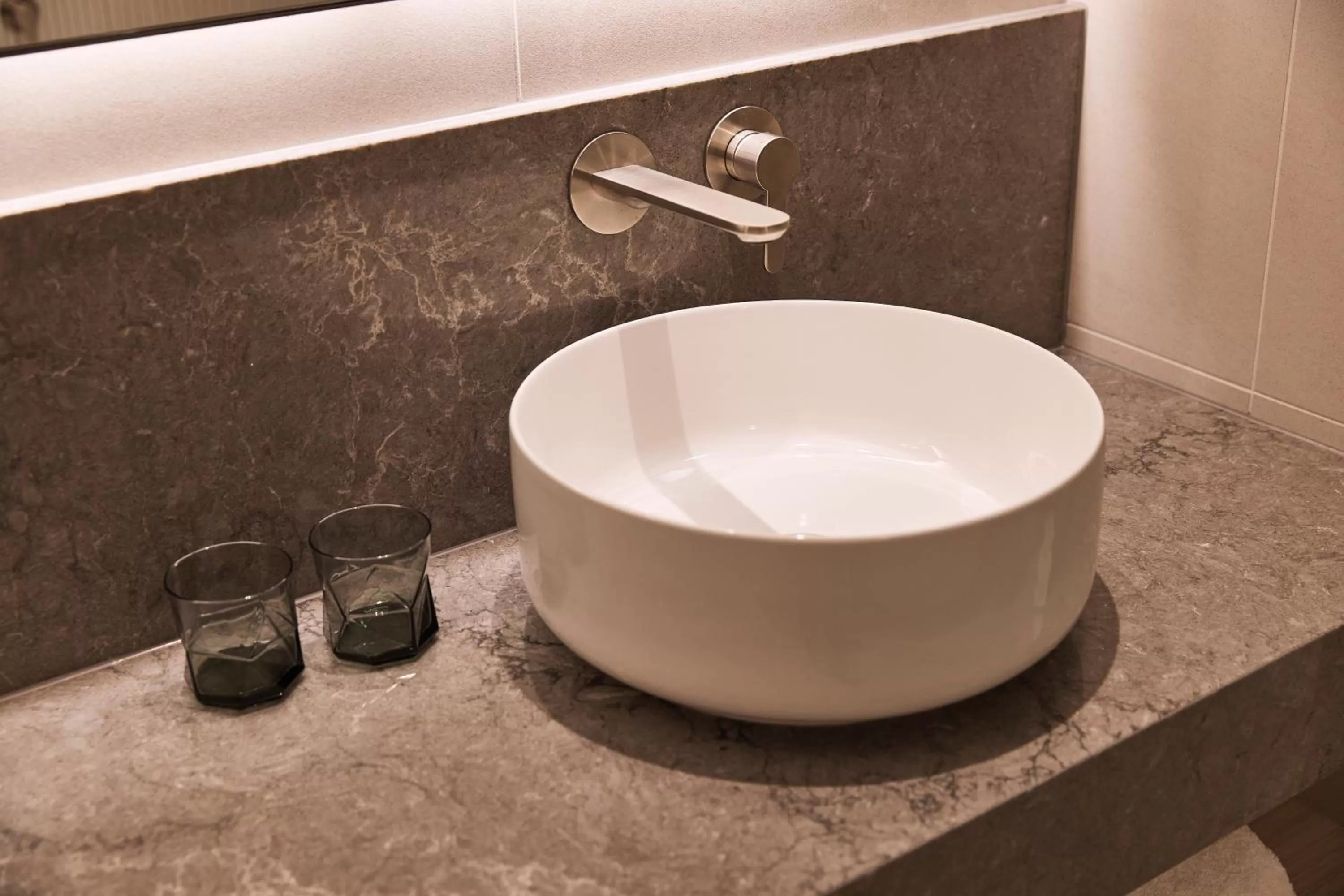 Bathroom in Rydges Melbourne