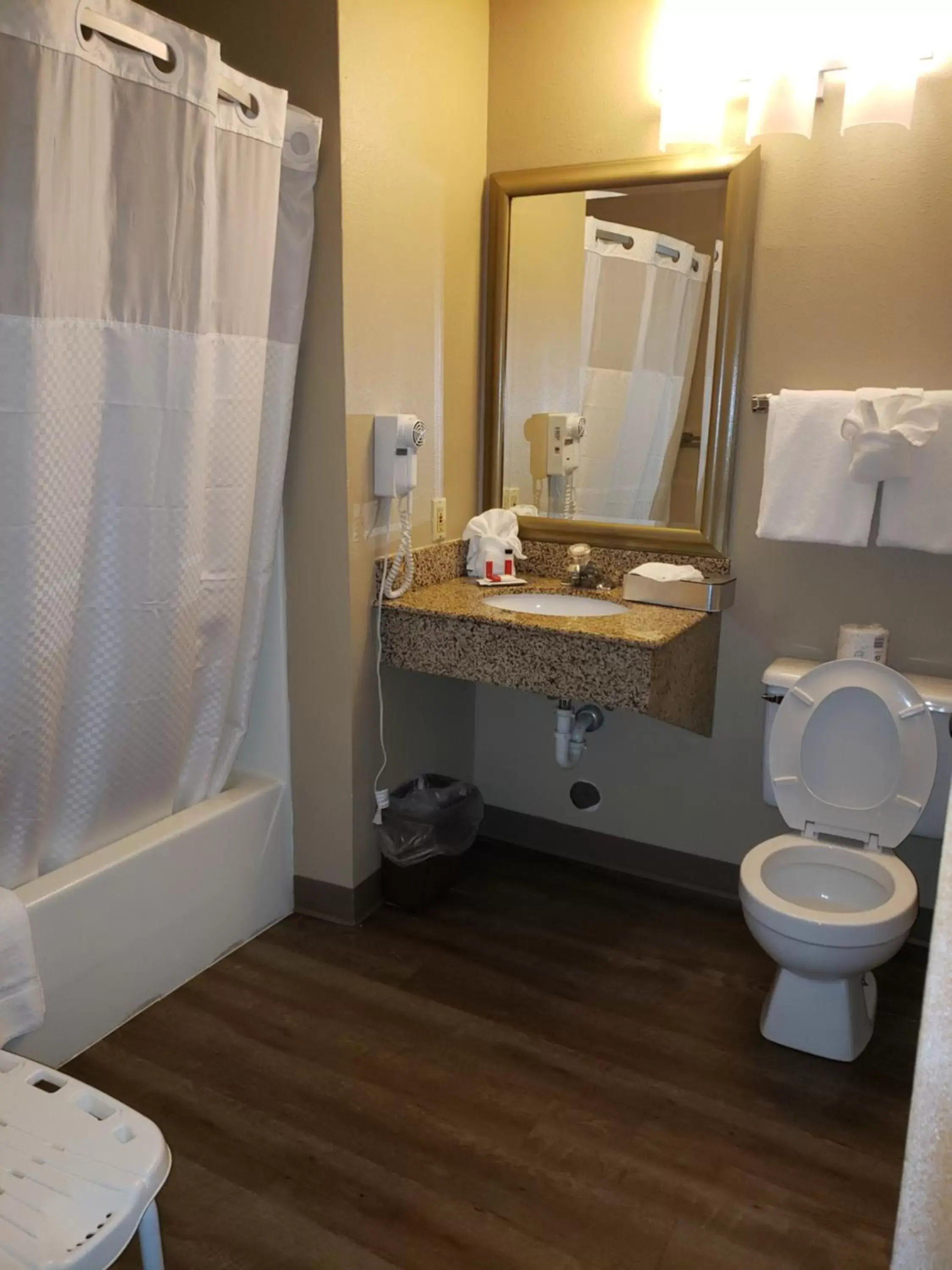 Bathroom in Super 8 by Wyndham Milwaukee Airport