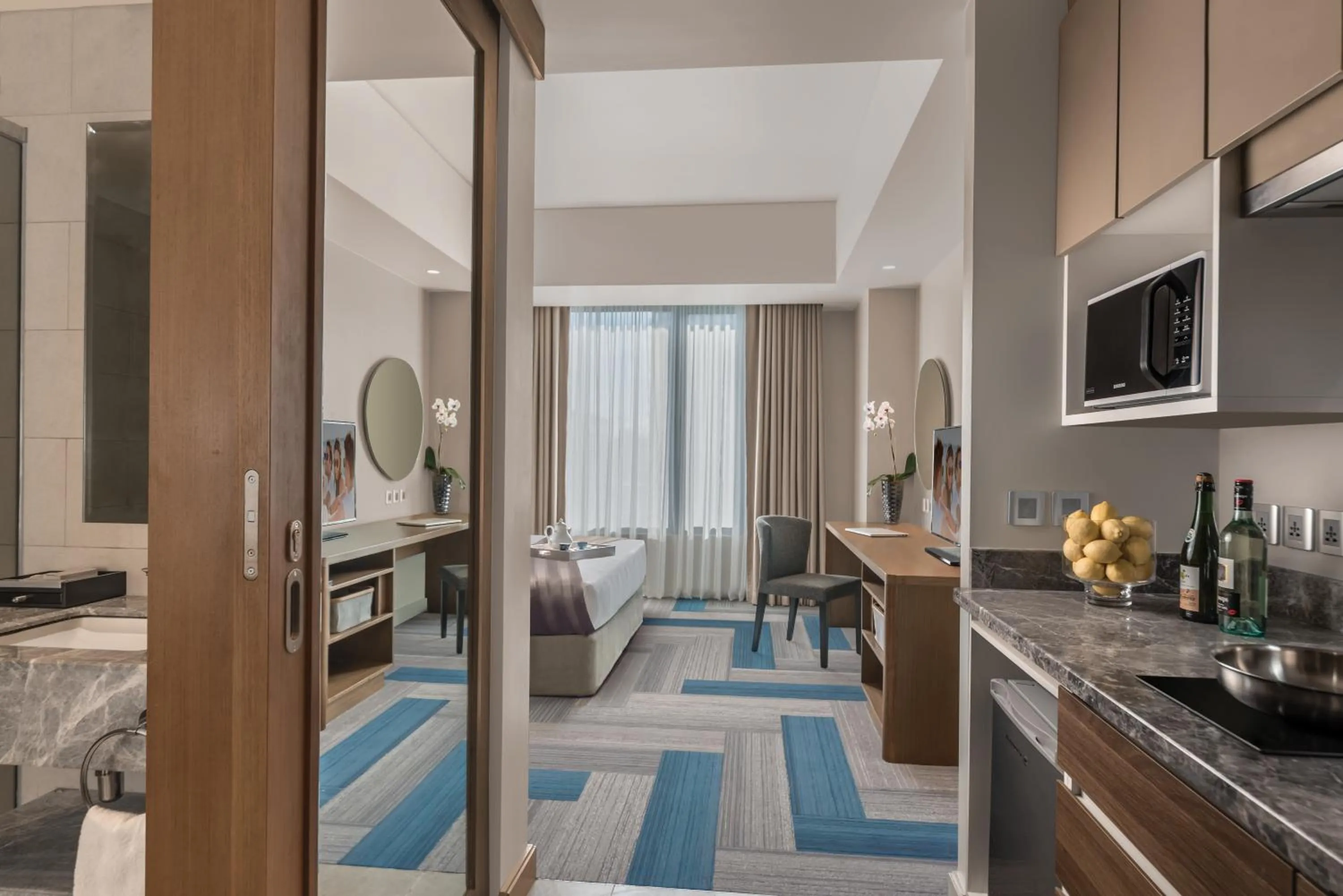 Photo of the whole room in Citadines Bay City Manila