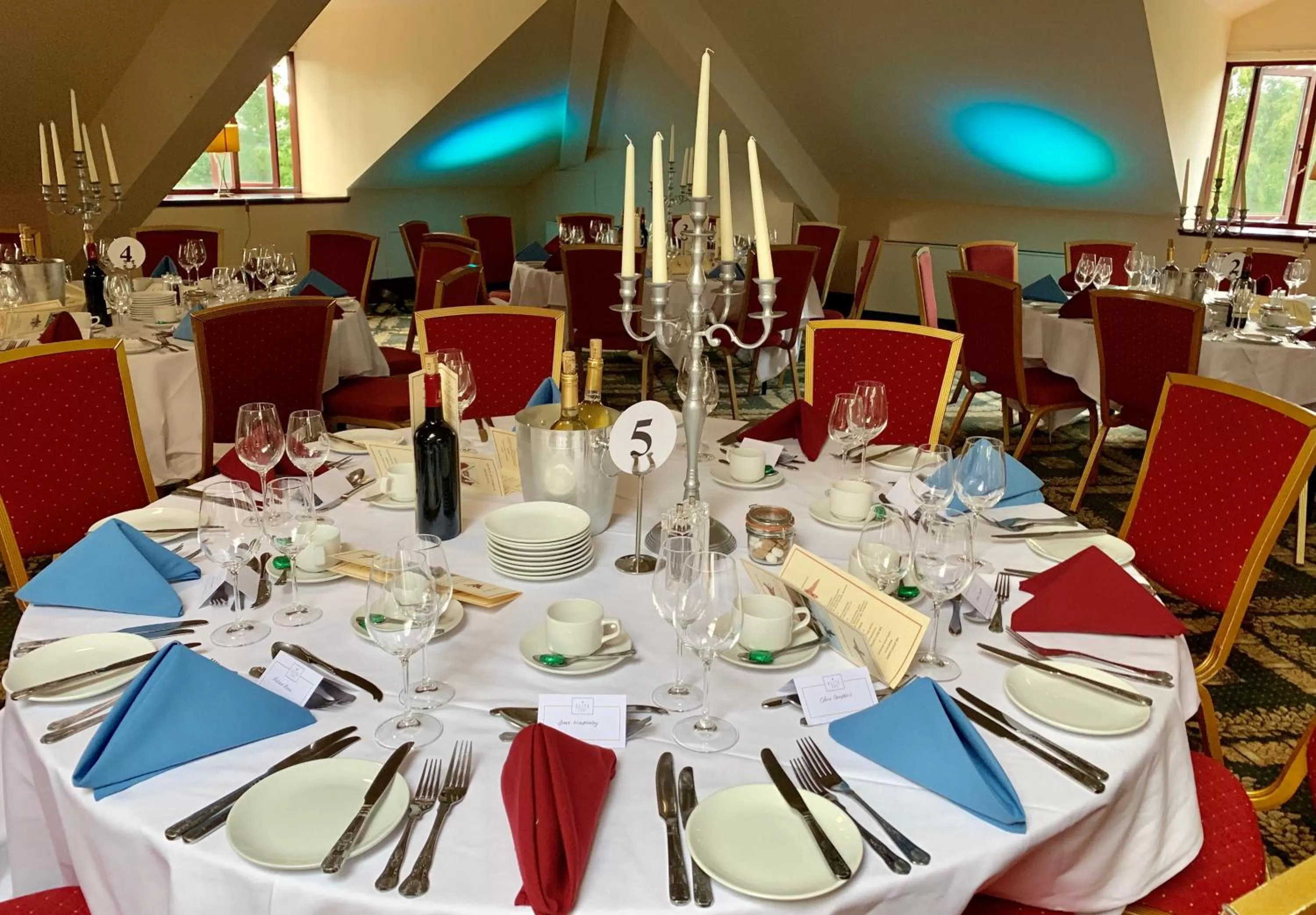 Restaurant/places to eat in Bosworth Hall Hotel