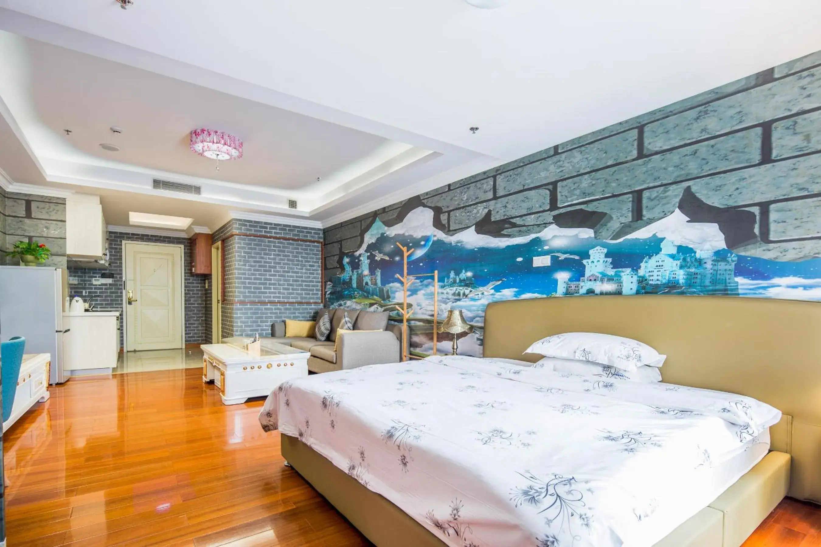 bunk bed, Bed in Guangzhou Manhattan International Apartment Zhengjia Branch