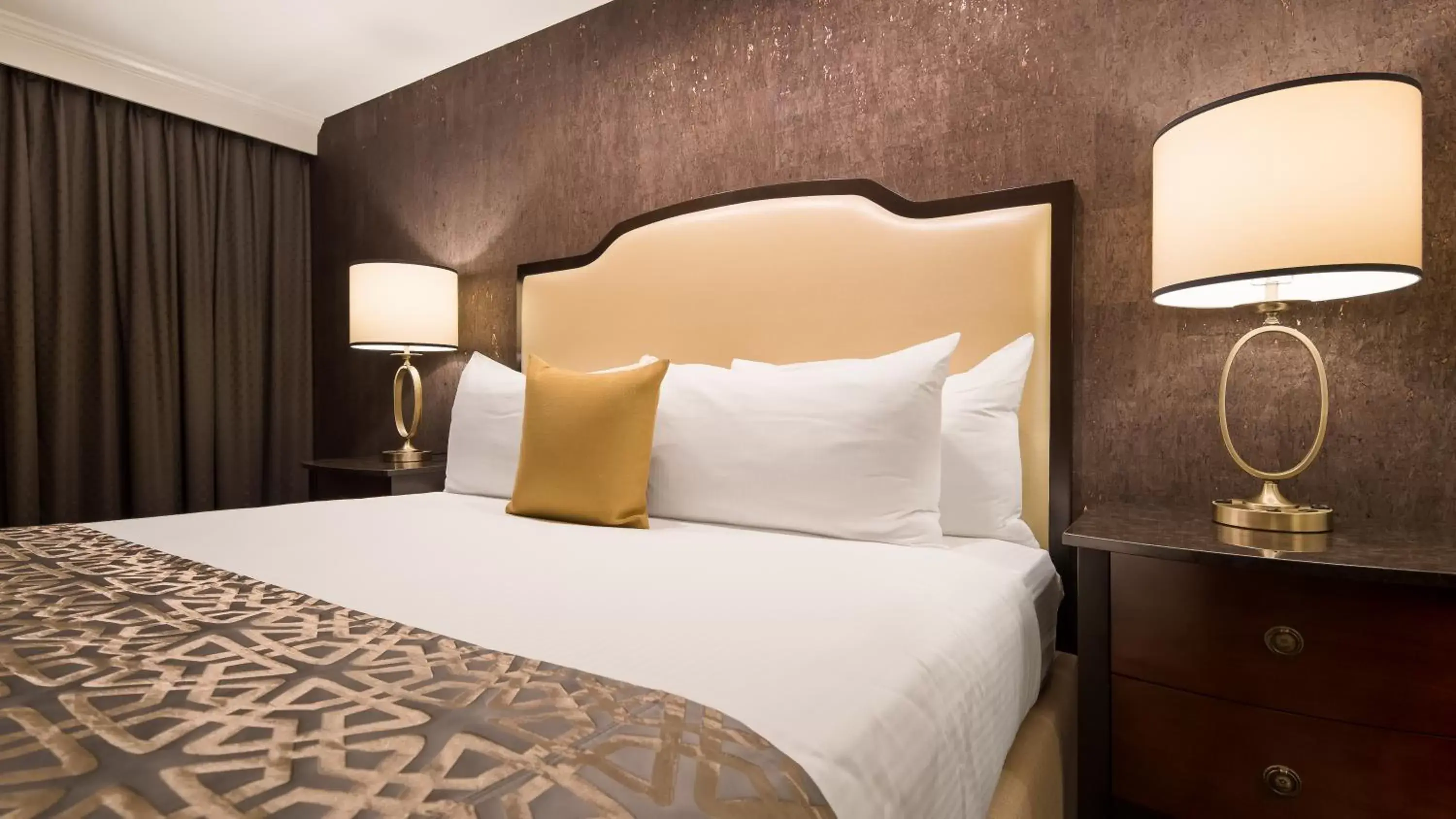 Bedroom in Best Western Premier Park Hotel