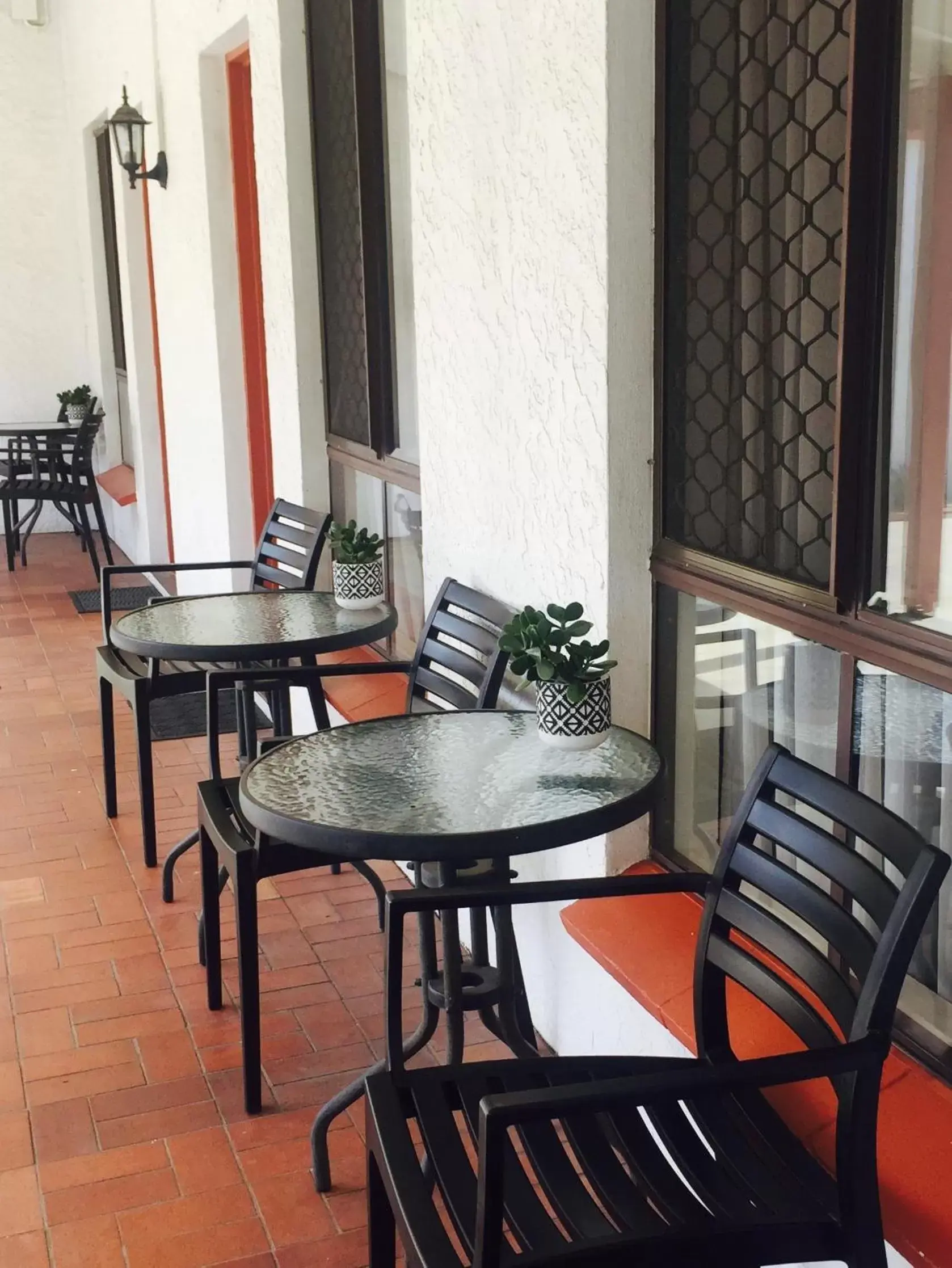 Patio in Bundaberg Spanish Motor Inn