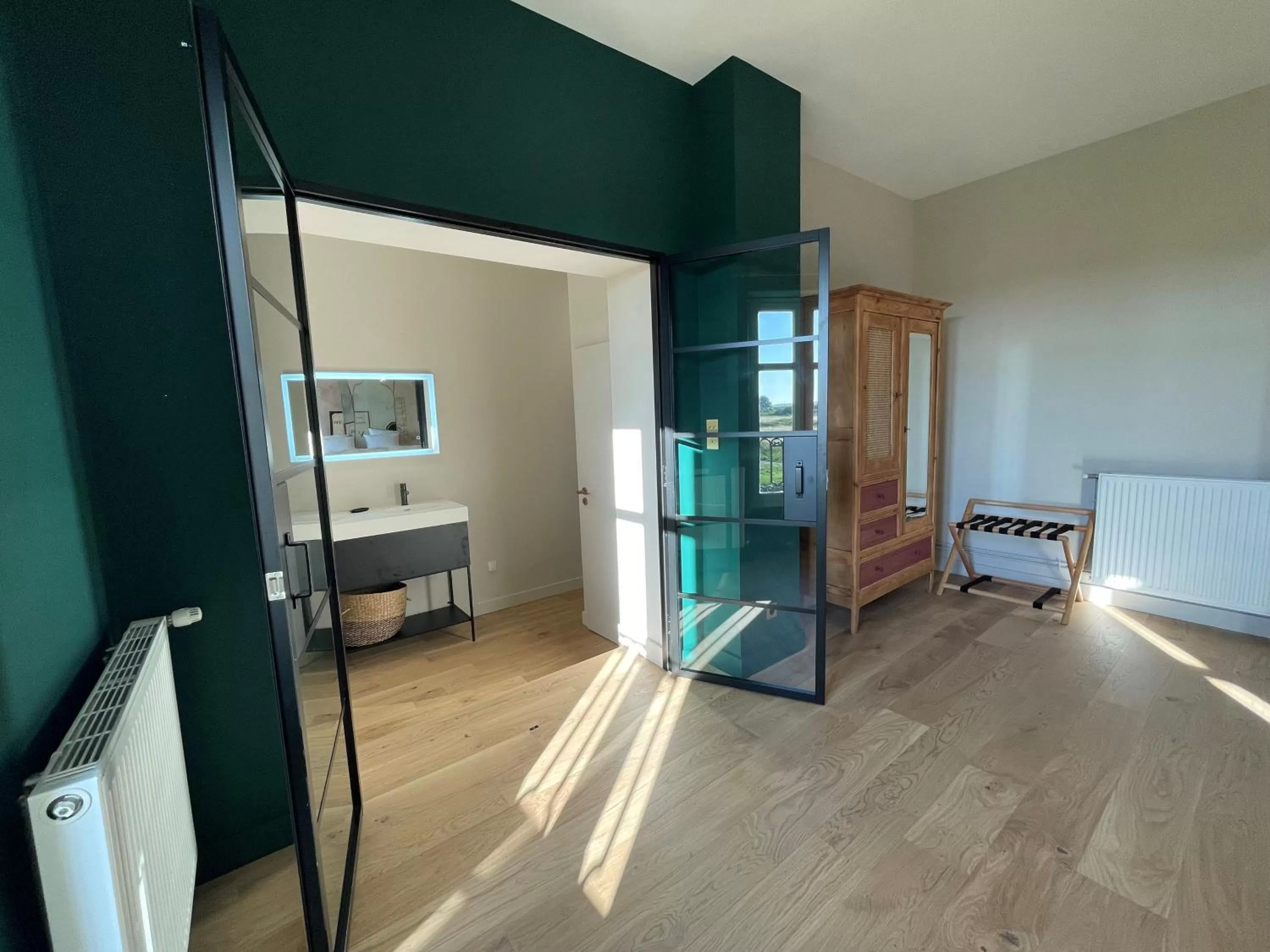 Bedroom in Château de Neyran chambre d'hôtes & Spa