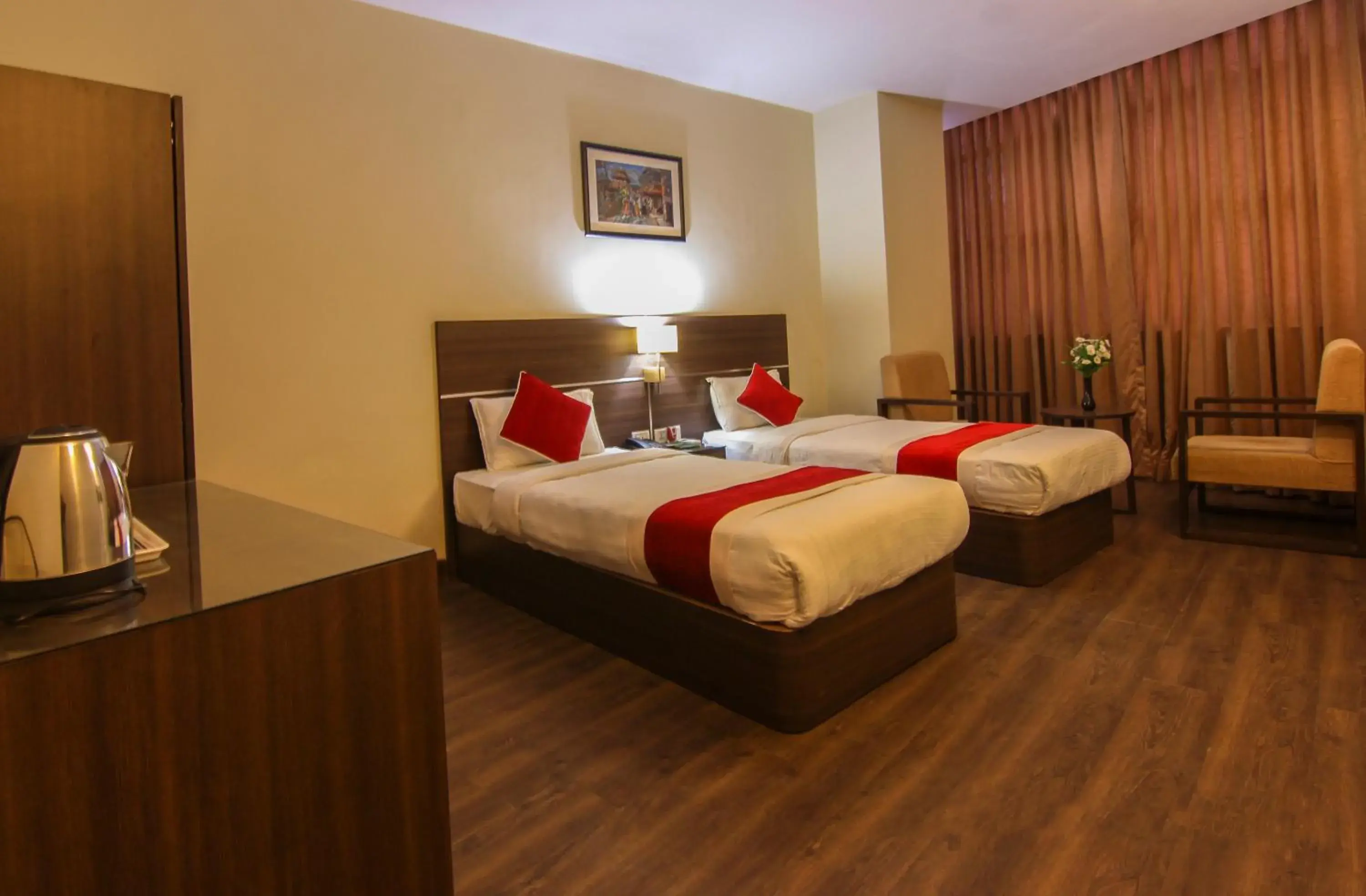 Bedroom, Bed in Hotel Regal Airport