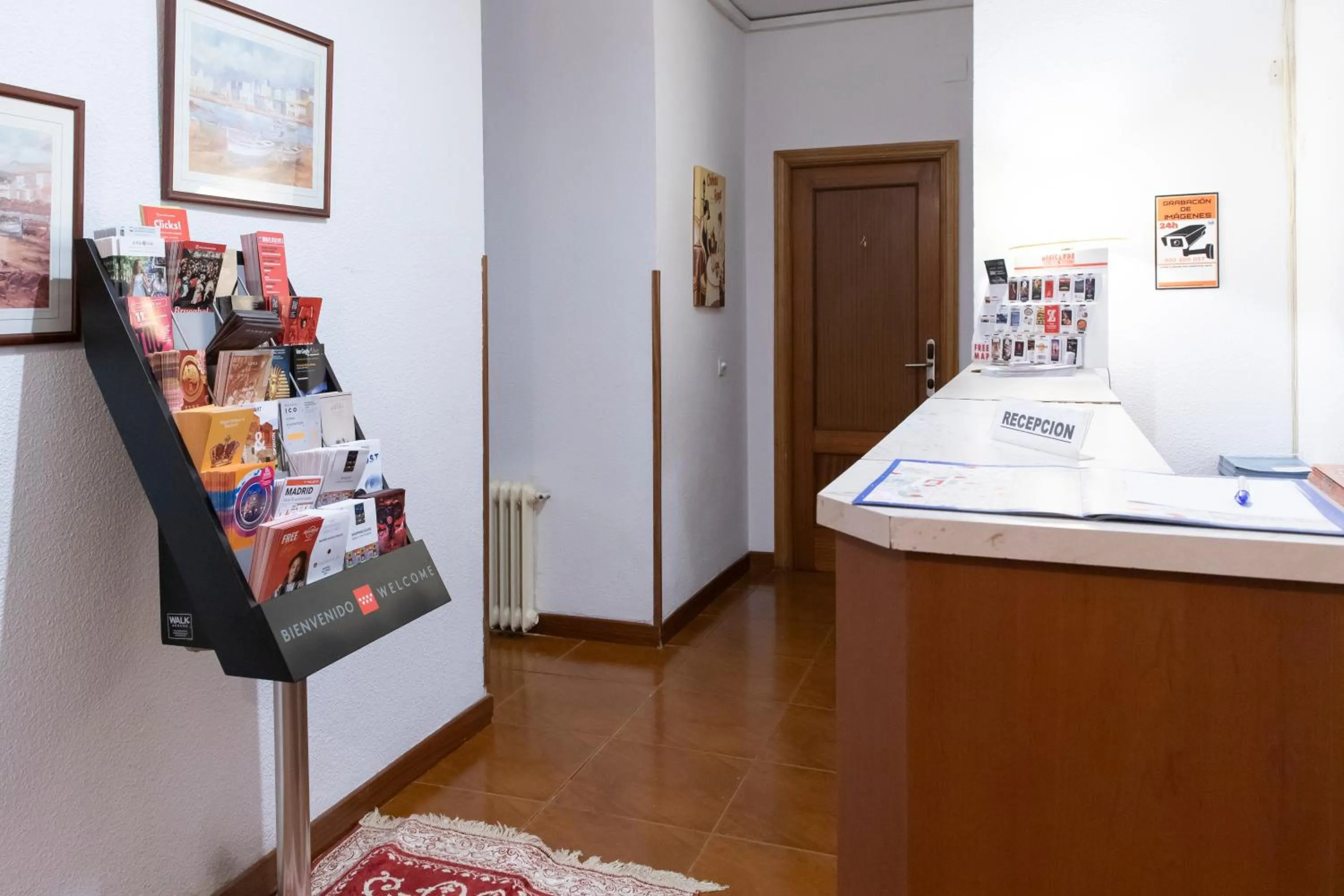 Lobby or reception in Hostal Tokio