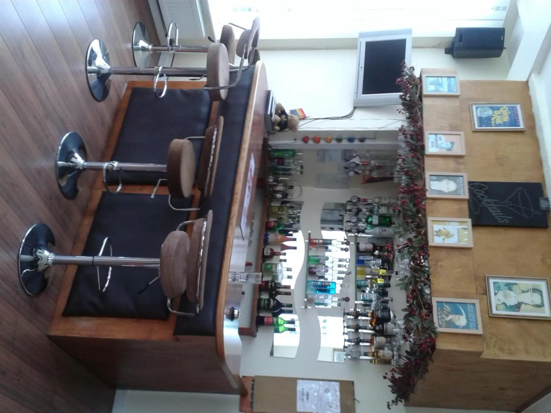 Day, Lounge/Bar in Legends Hotel