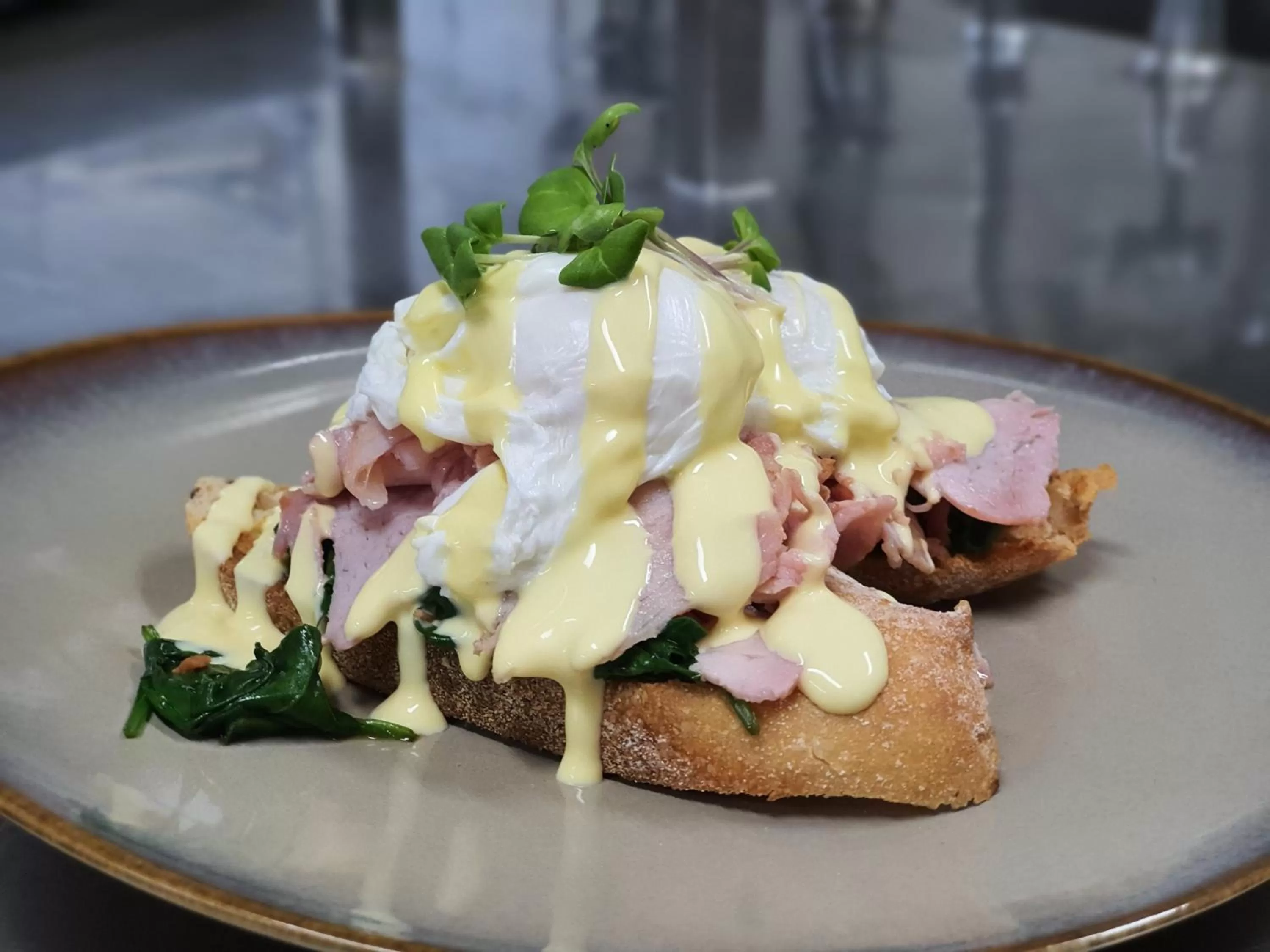 Food and drinks in Cairns Colonial Club Resort