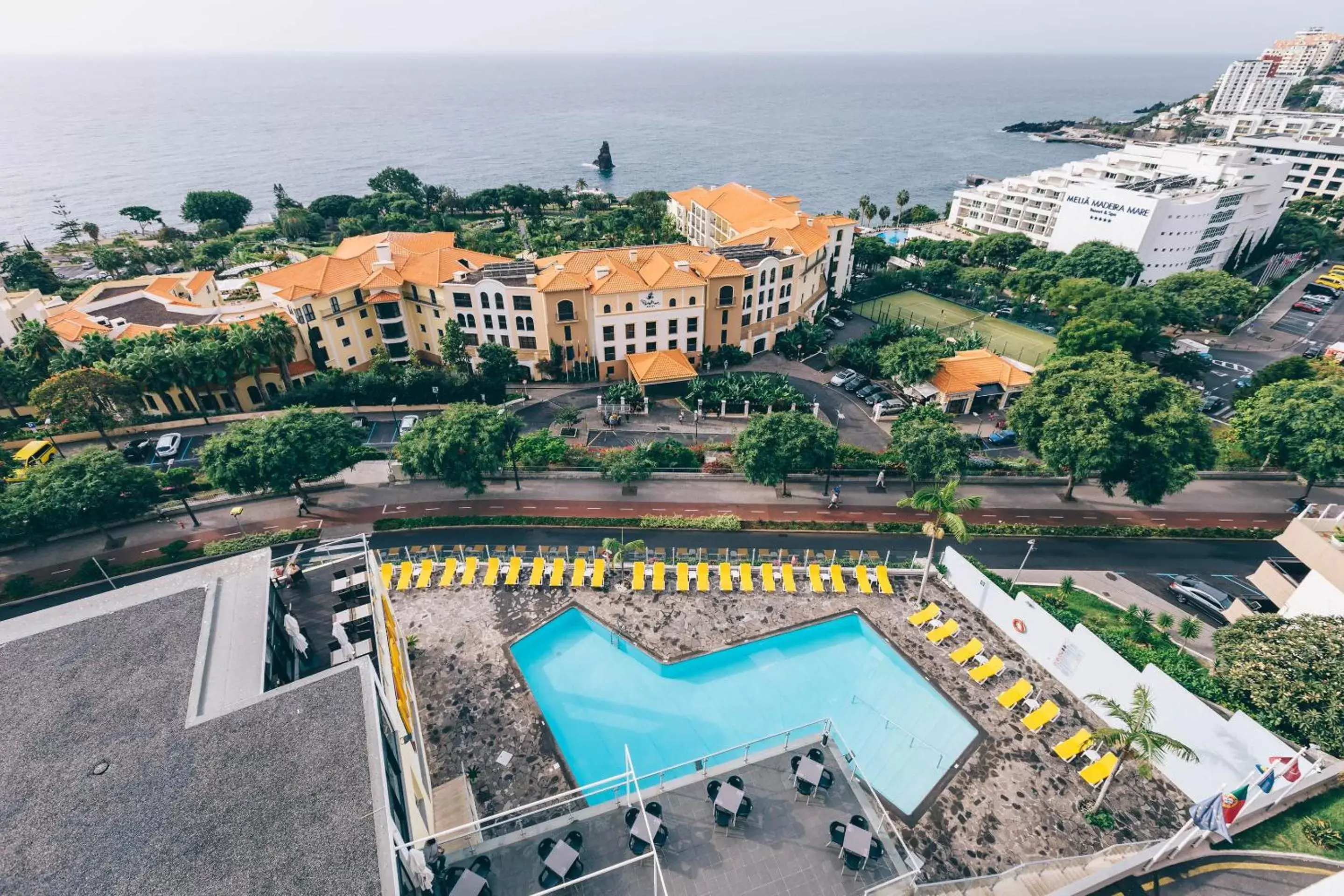 Swimming pool, Pool View in Muthu Raga Madeira Hotel
