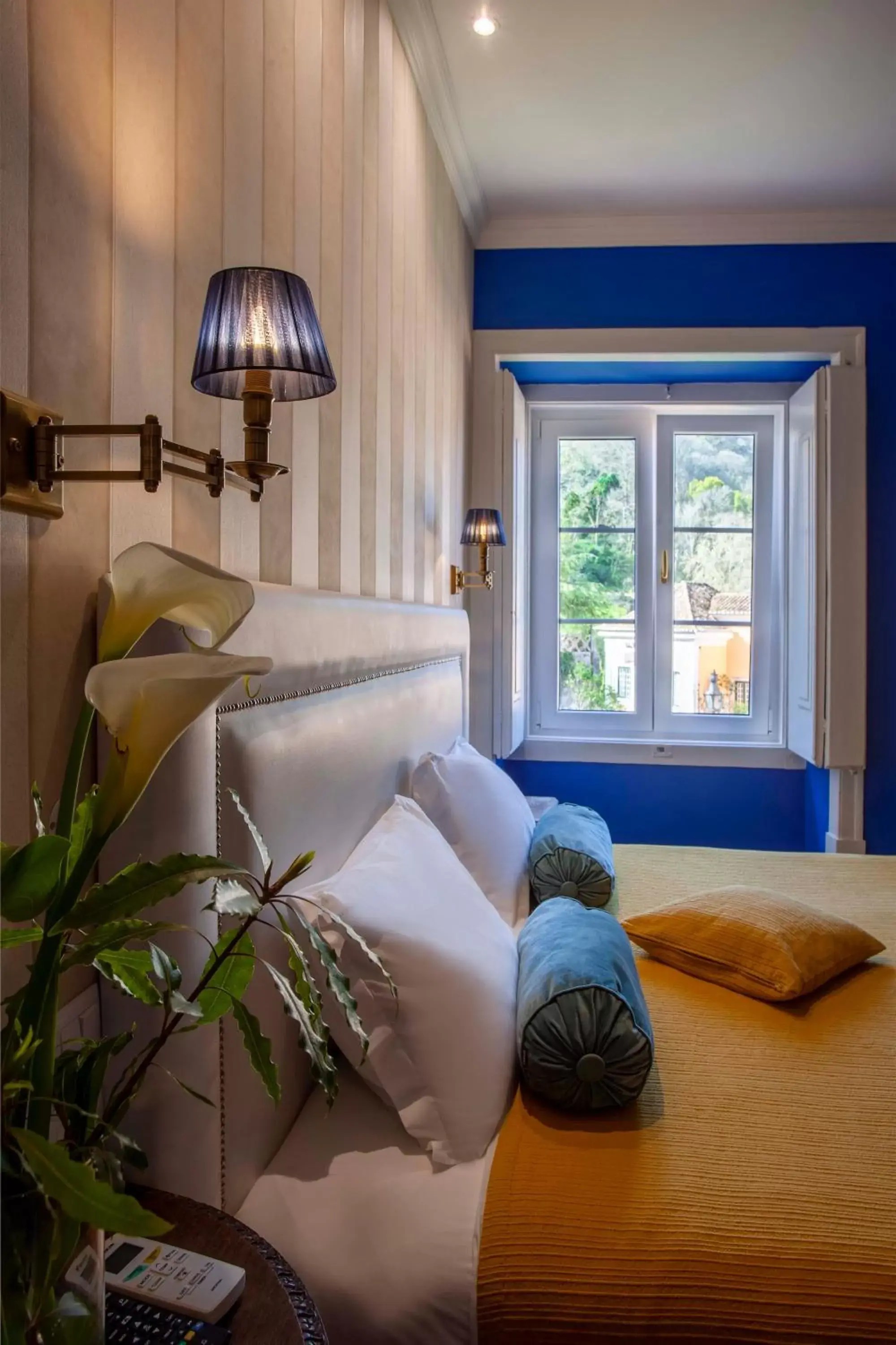 Bed in Palácio de Sintra Boutique House