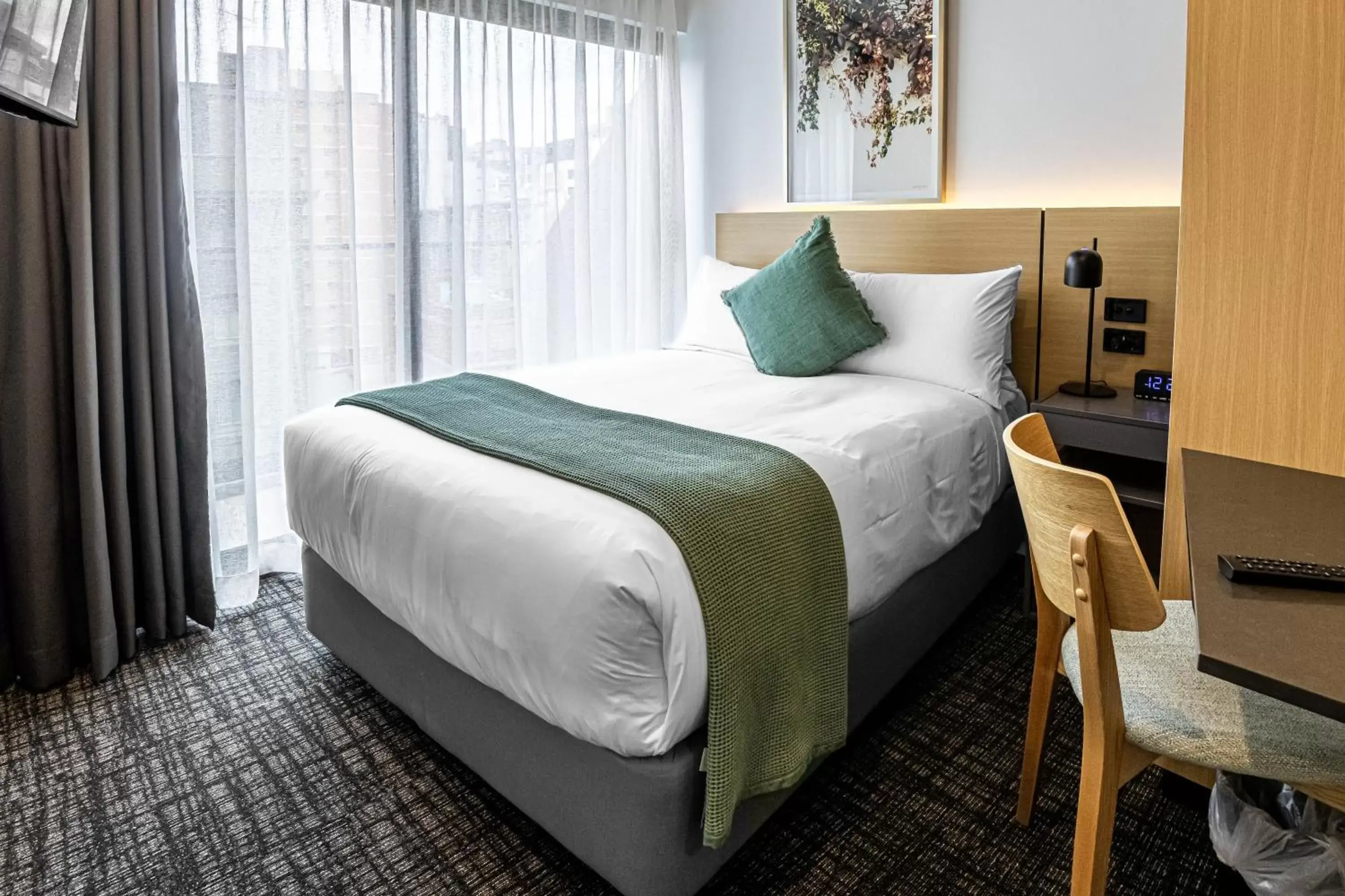 Bed in Song Hotel Sydney