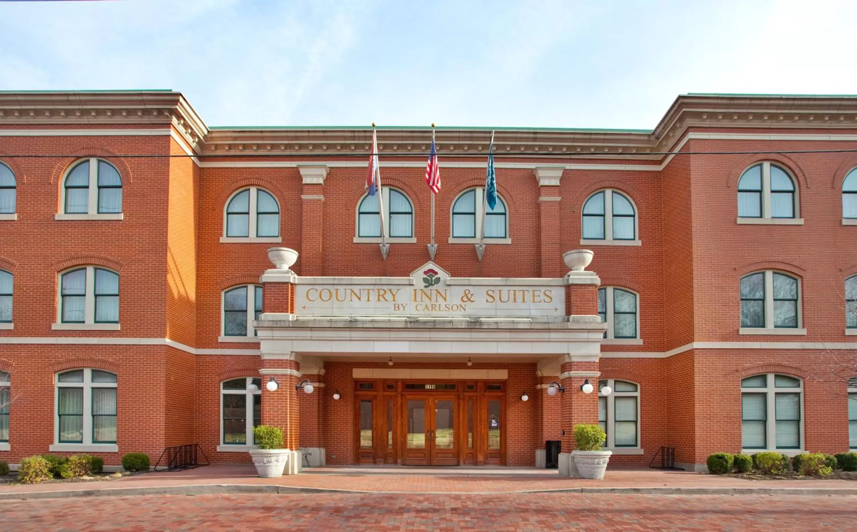 Facade/entrance in Country Inn & Suites by Radisson, St Charles Historic District Facade/entrance in Country Inn & Suites by Radisson, St Charles Historic District