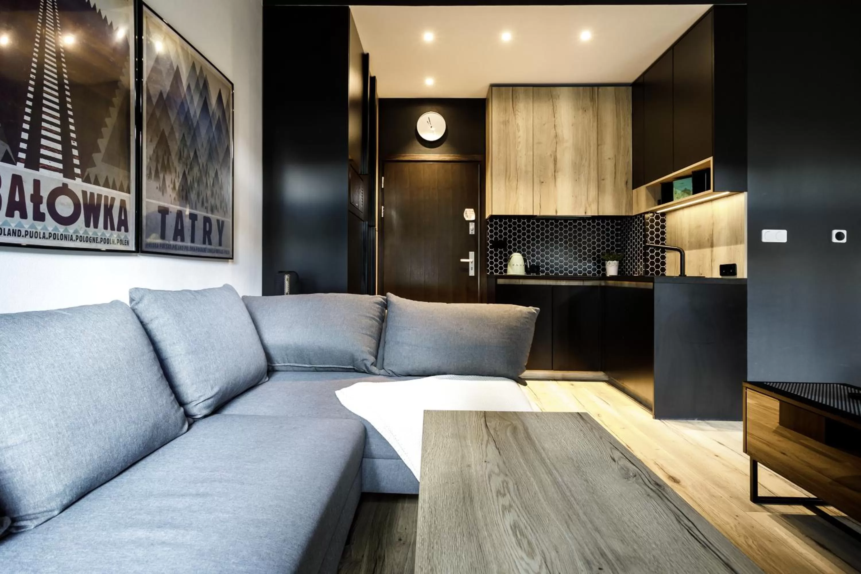 Kitchen or kitchenette, Seating Area in Jagiellońska Residence