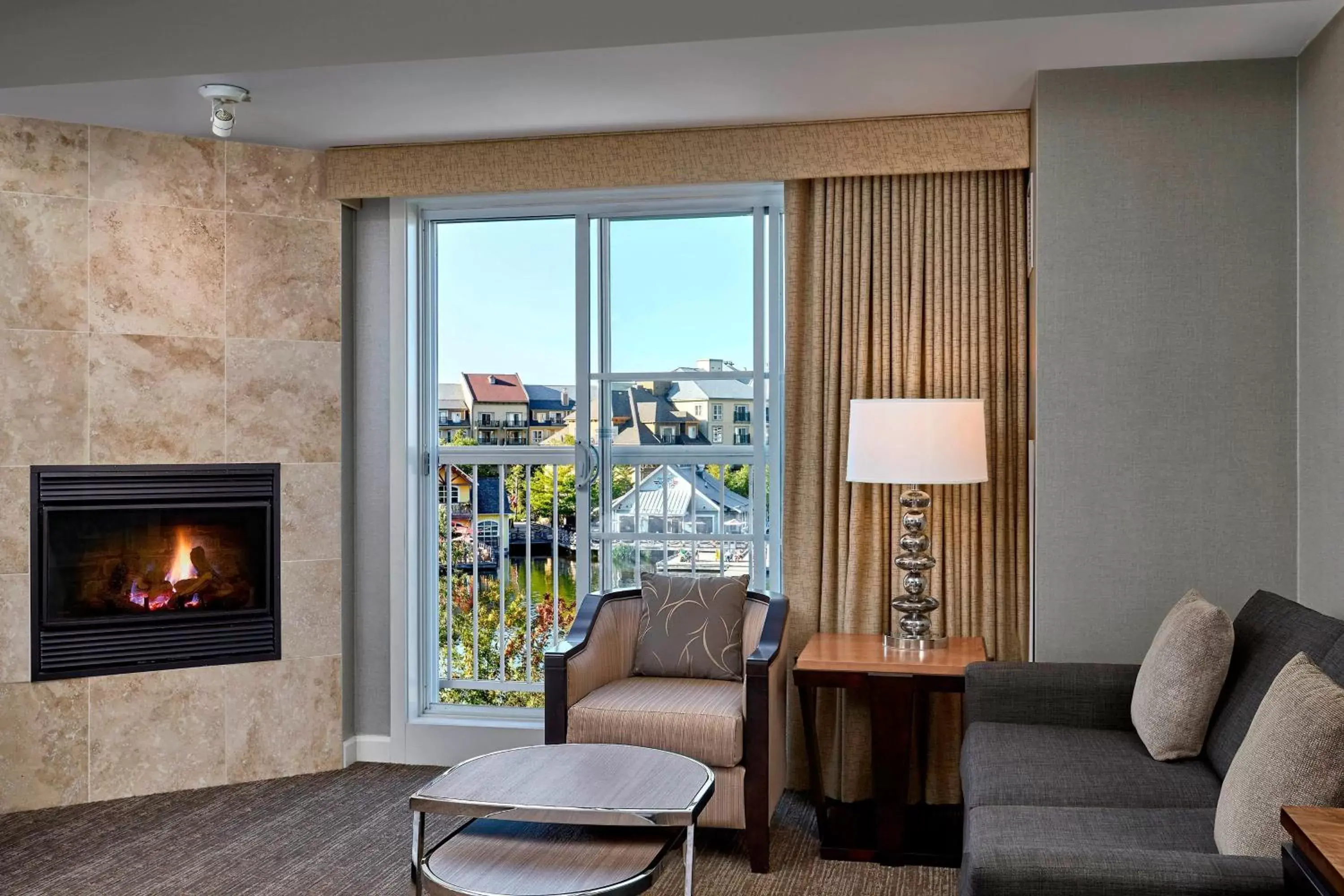 Photo of the whole room, Seating Area in The Westin Trillium House, Blue Mountain