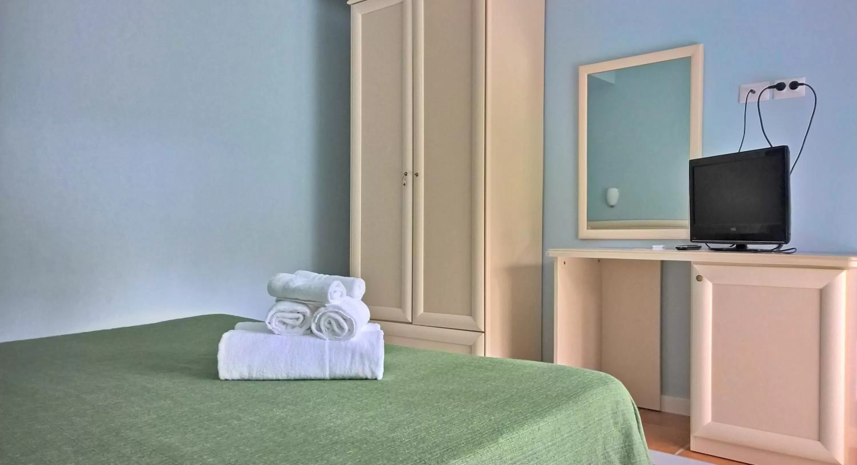 Bedroom, Bed in Medea Beach Resort