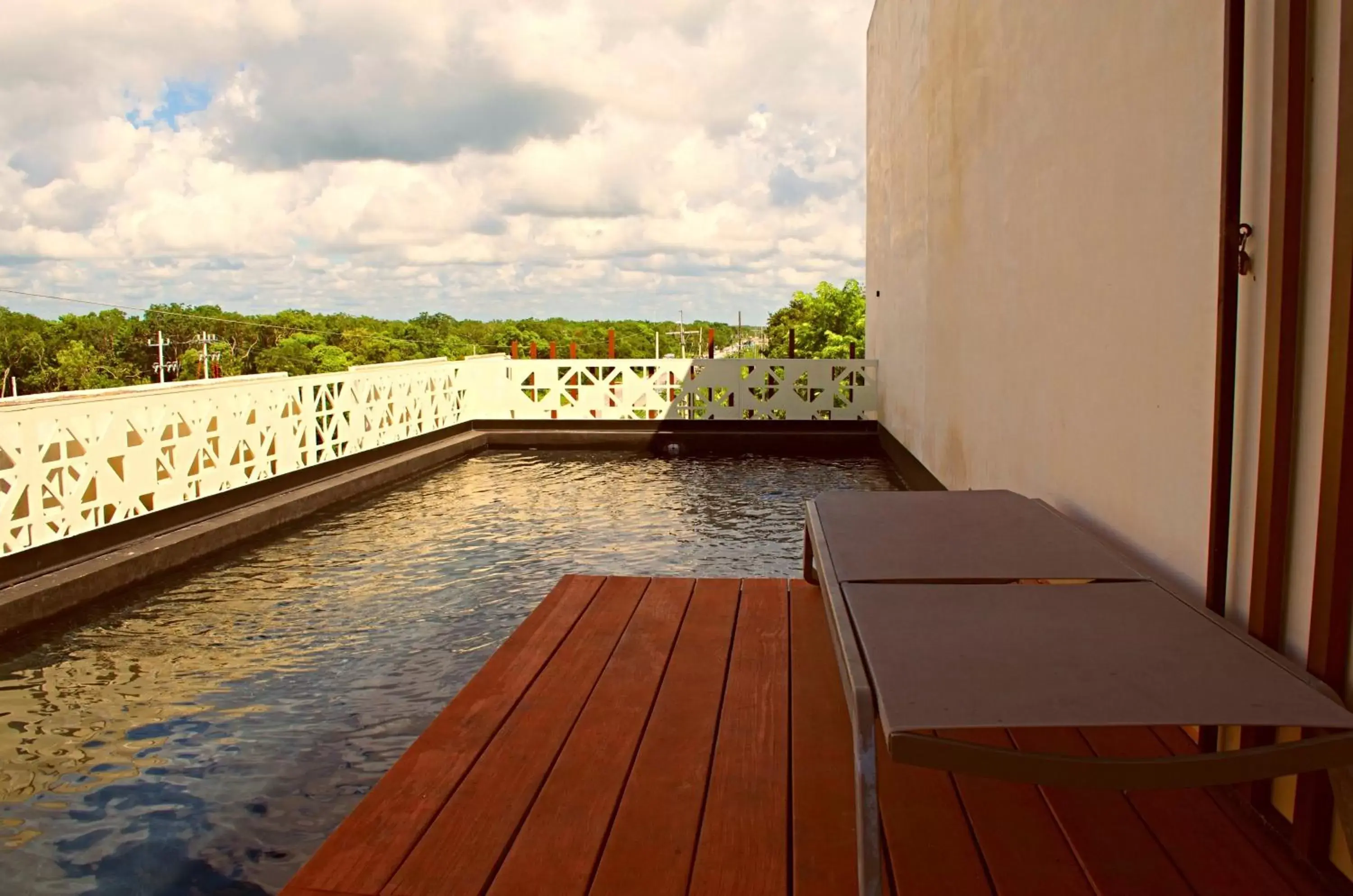 Day, Swimming Pool in Gardens Coba - Luxury Cardinal